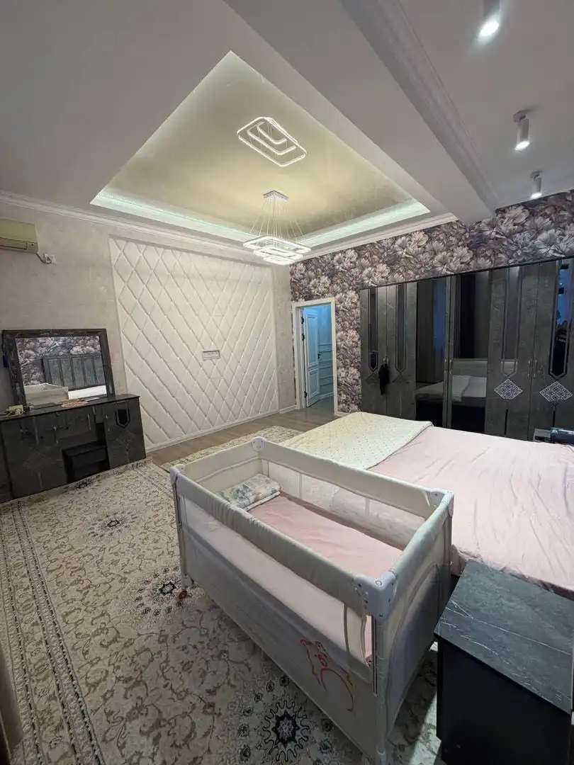 3-к квартира, 5 этаж, 130 м², дос печать пушти ситора