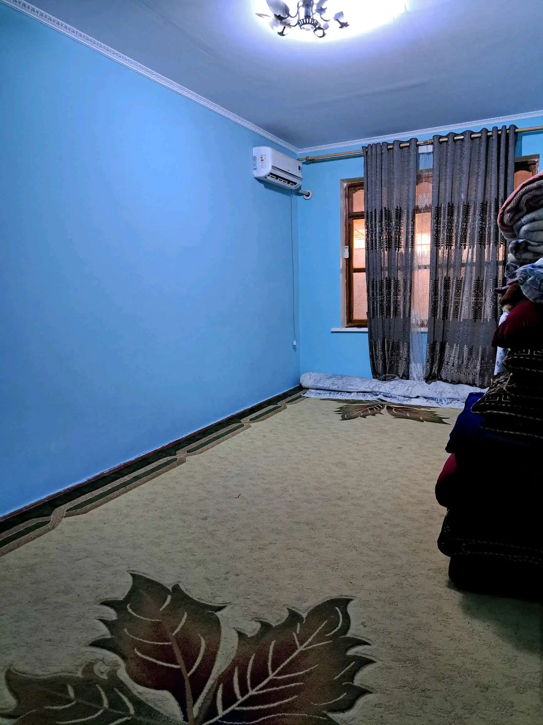 1 этажный, 6-комн. дом, 250 м², 12 соток, Сино