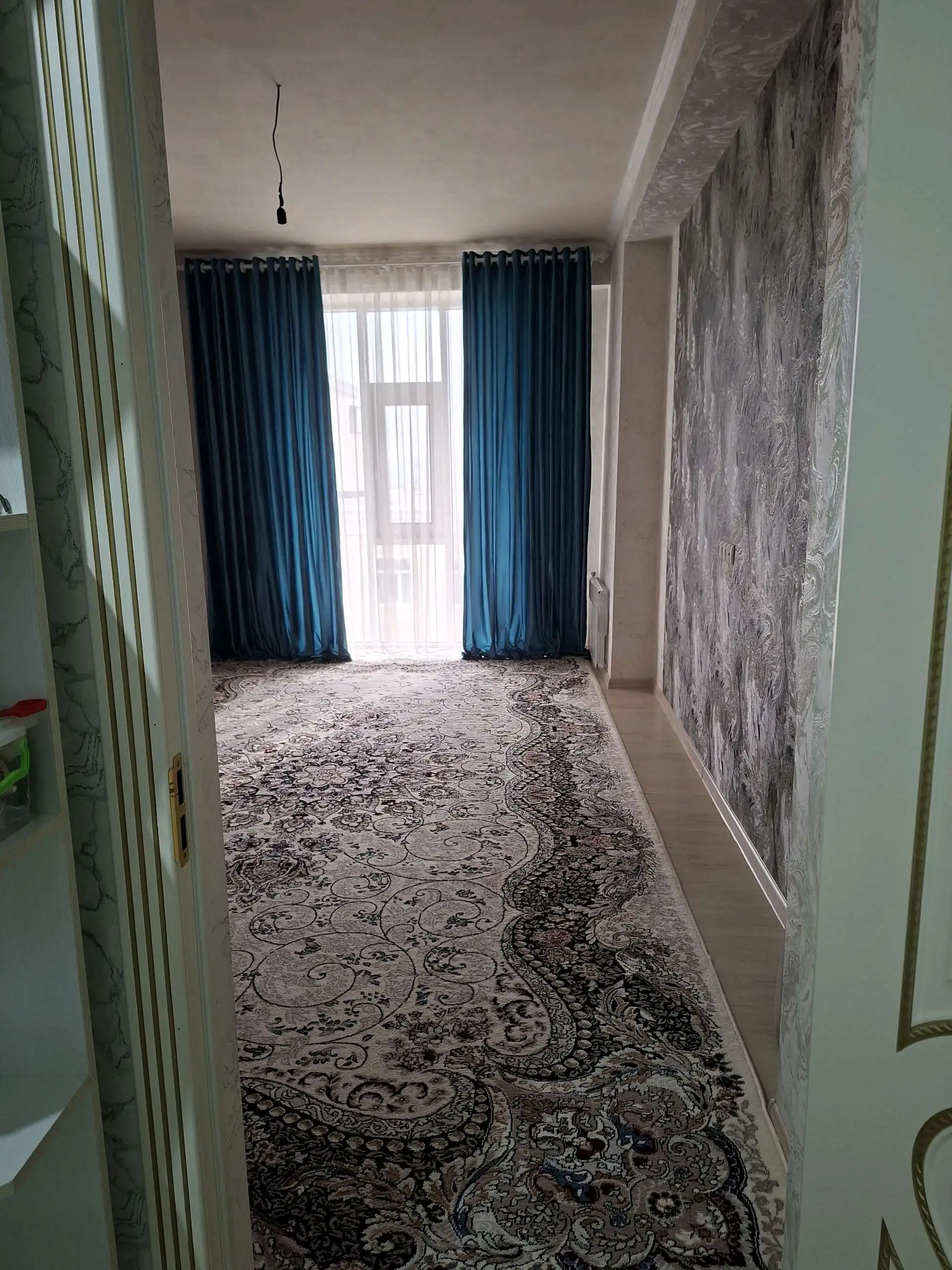 3-к квартира, 18 этаж, 82 м², Фирдавси