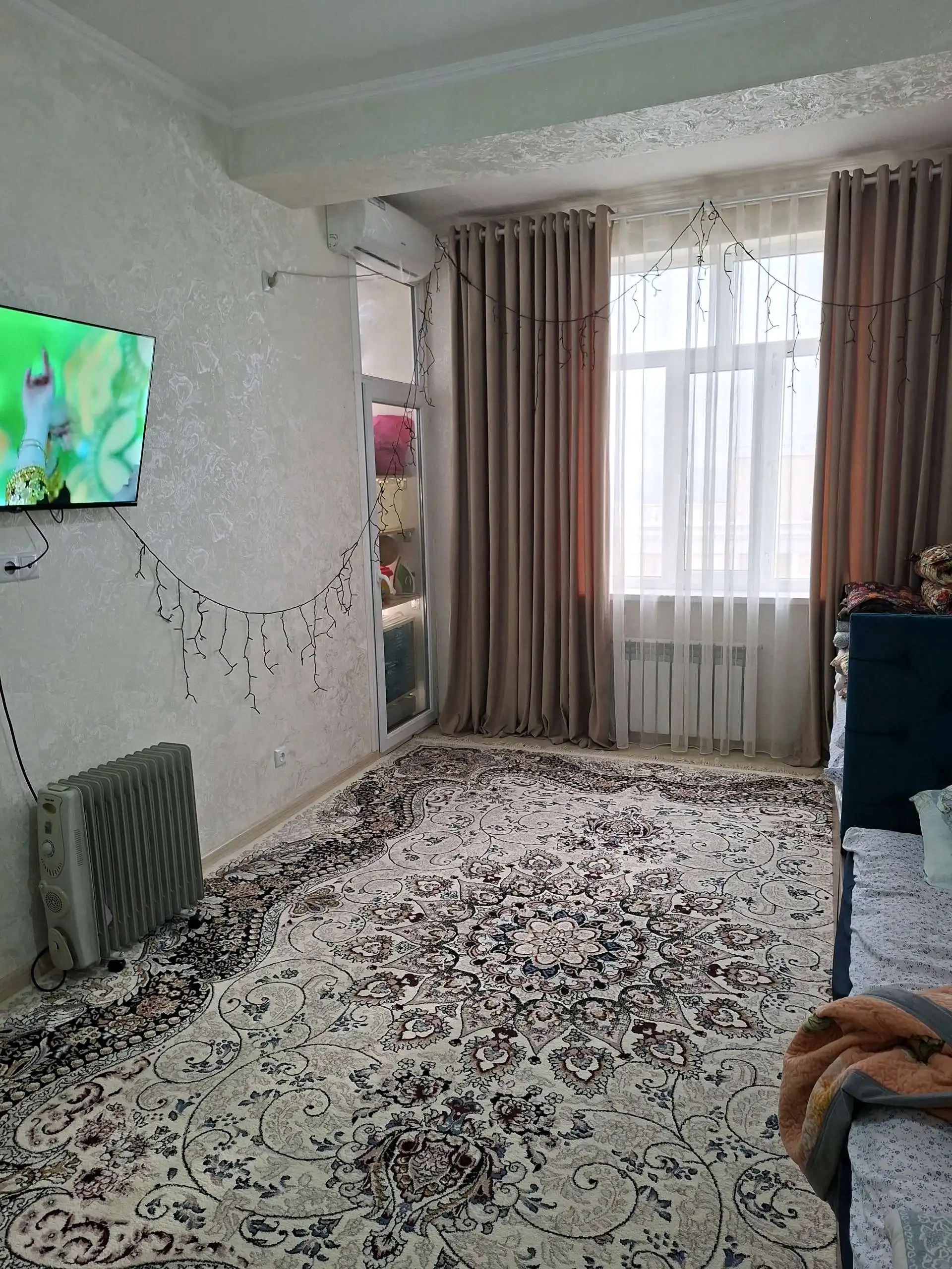 3-к квартира, 18 этаж, 82 м², Фирдавси