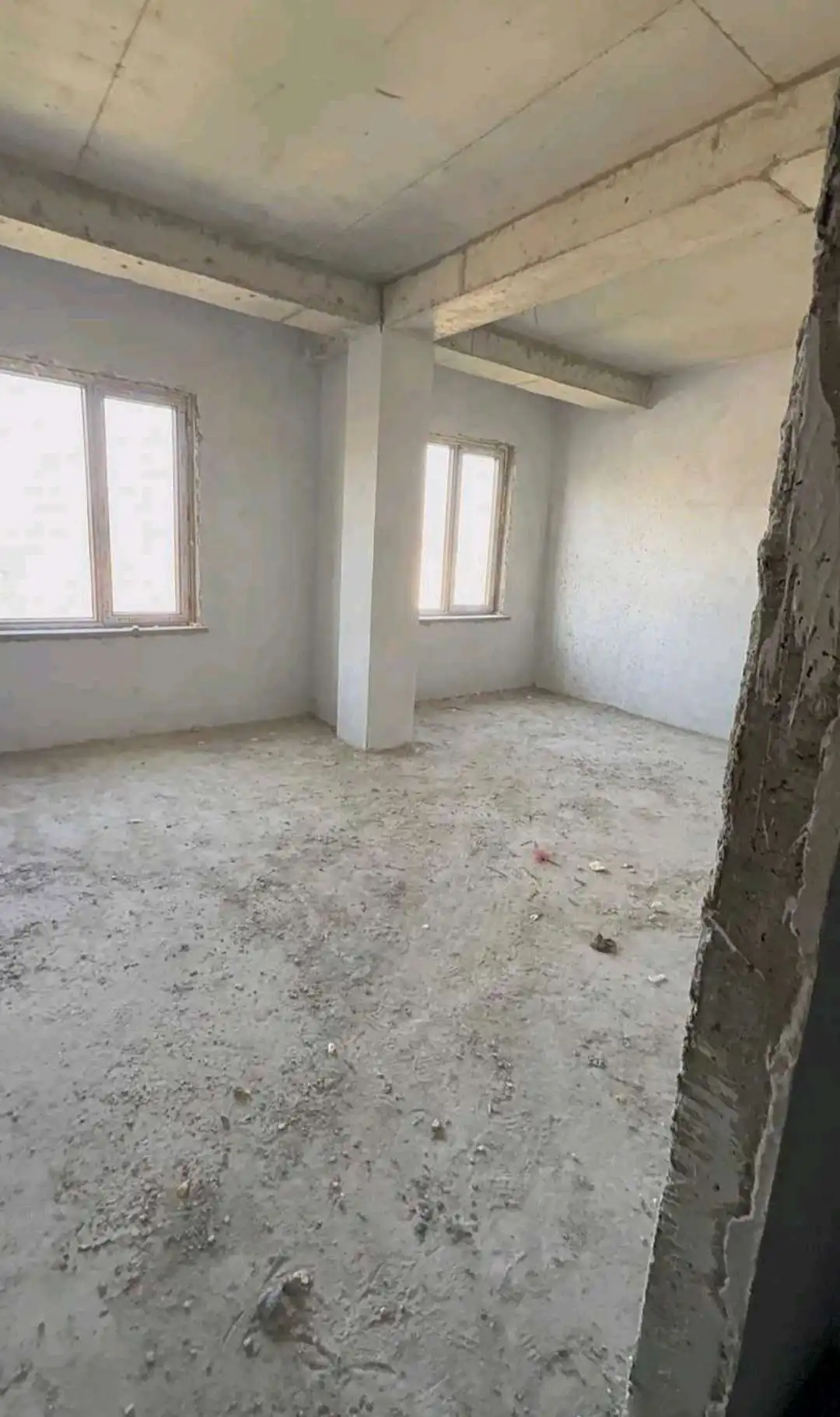 3-к квартира, 4 этаж, 101 м², Шёлкокомбинат (КОХИ РӮДАКӢ)