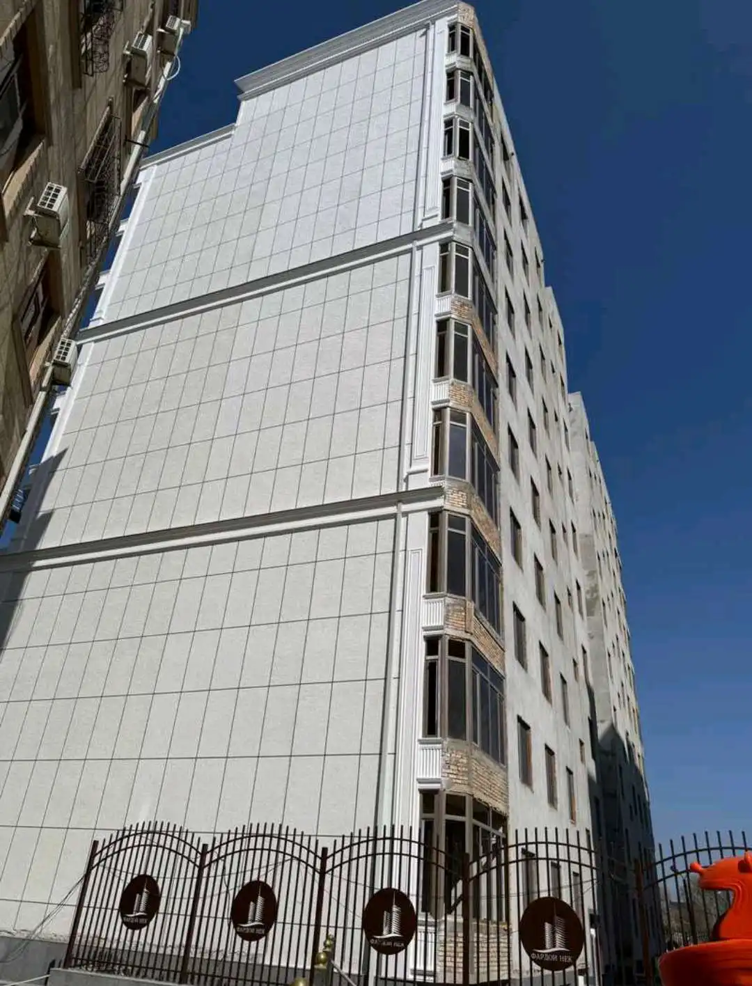 3-к квартира, 4 этаж, 101 м², Шёлкокомбинат (КОХИ РӮДАКӢ)