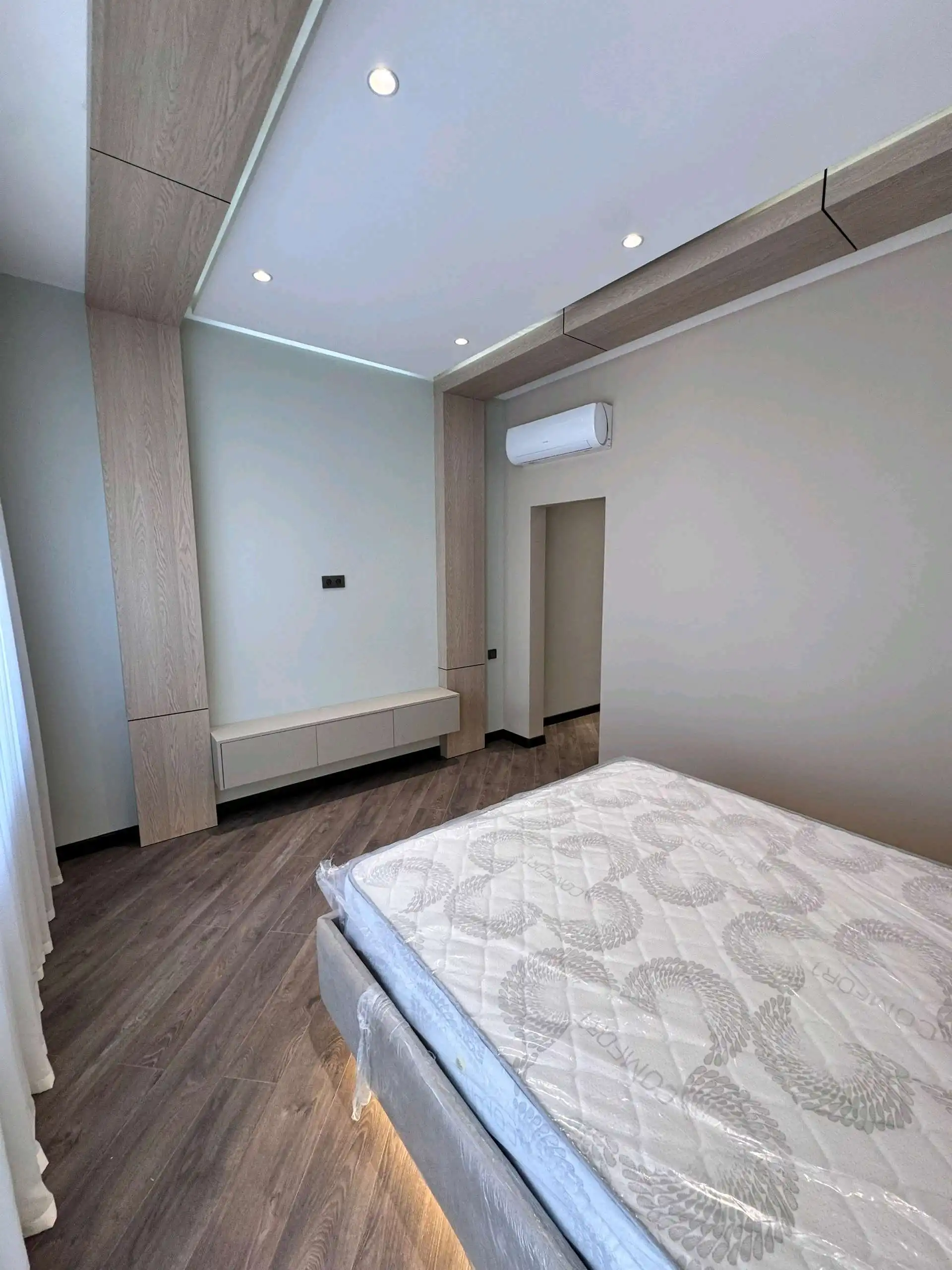 2-к квартира, 8 этаж, 74 м², и.Сомони
