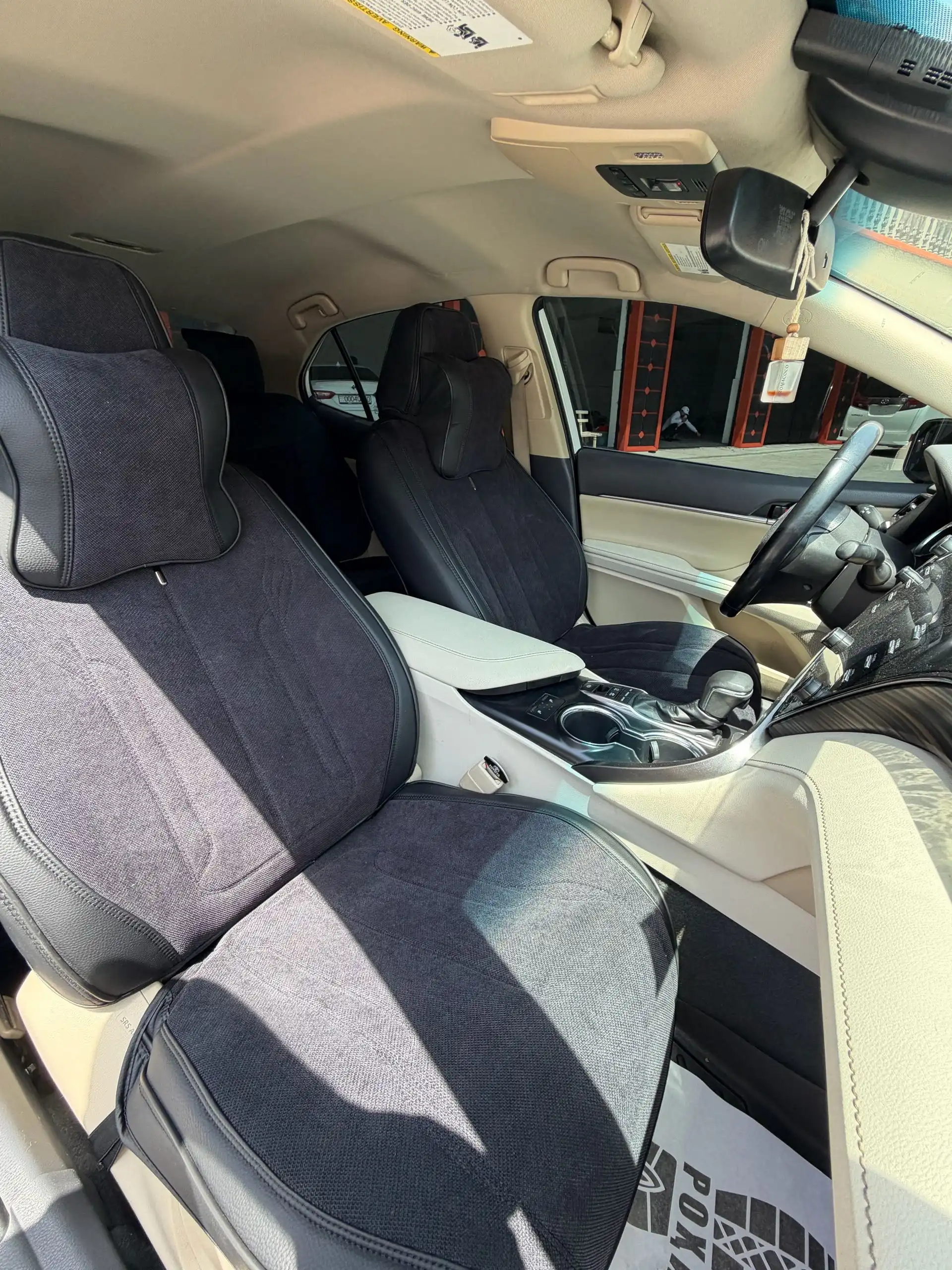 Toyota Camry 2019 — фото 15