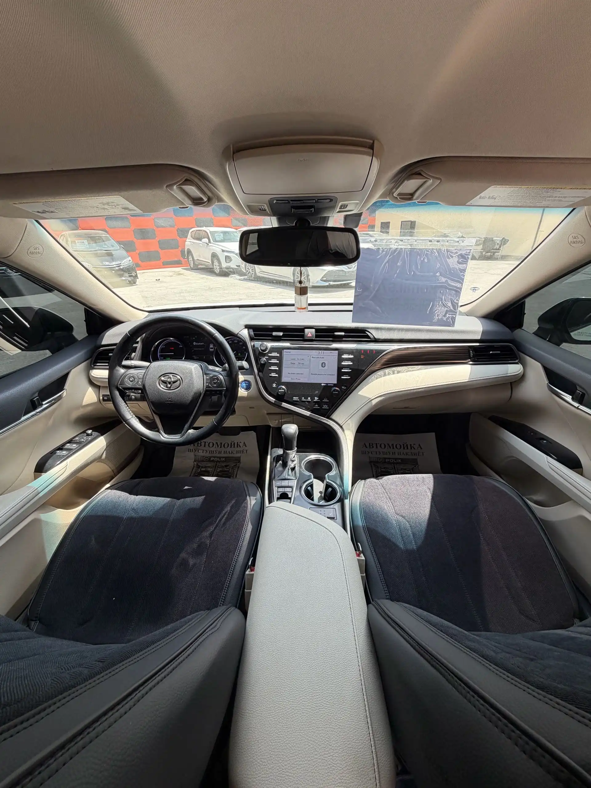 Toyota Camry 2019 — фото 13