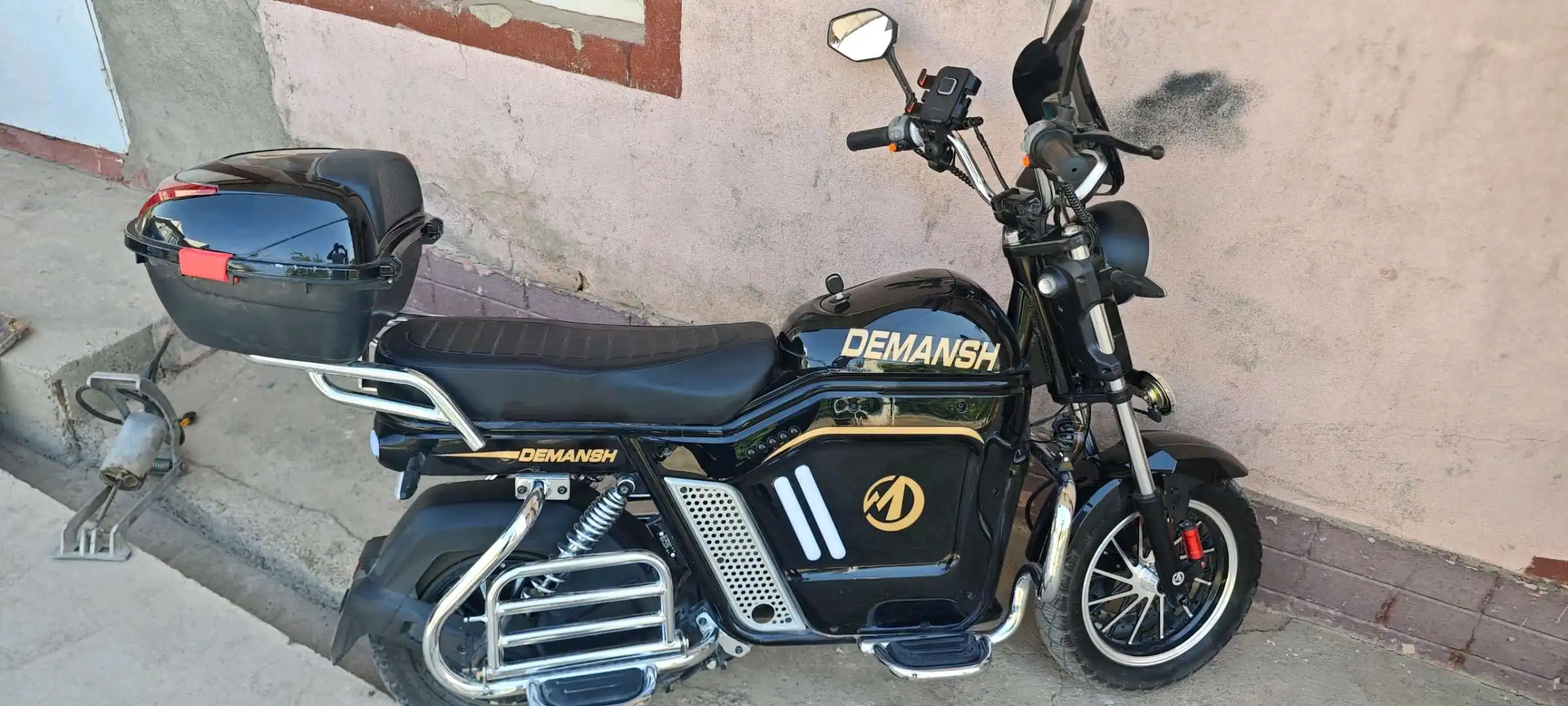 Скутер demansh 