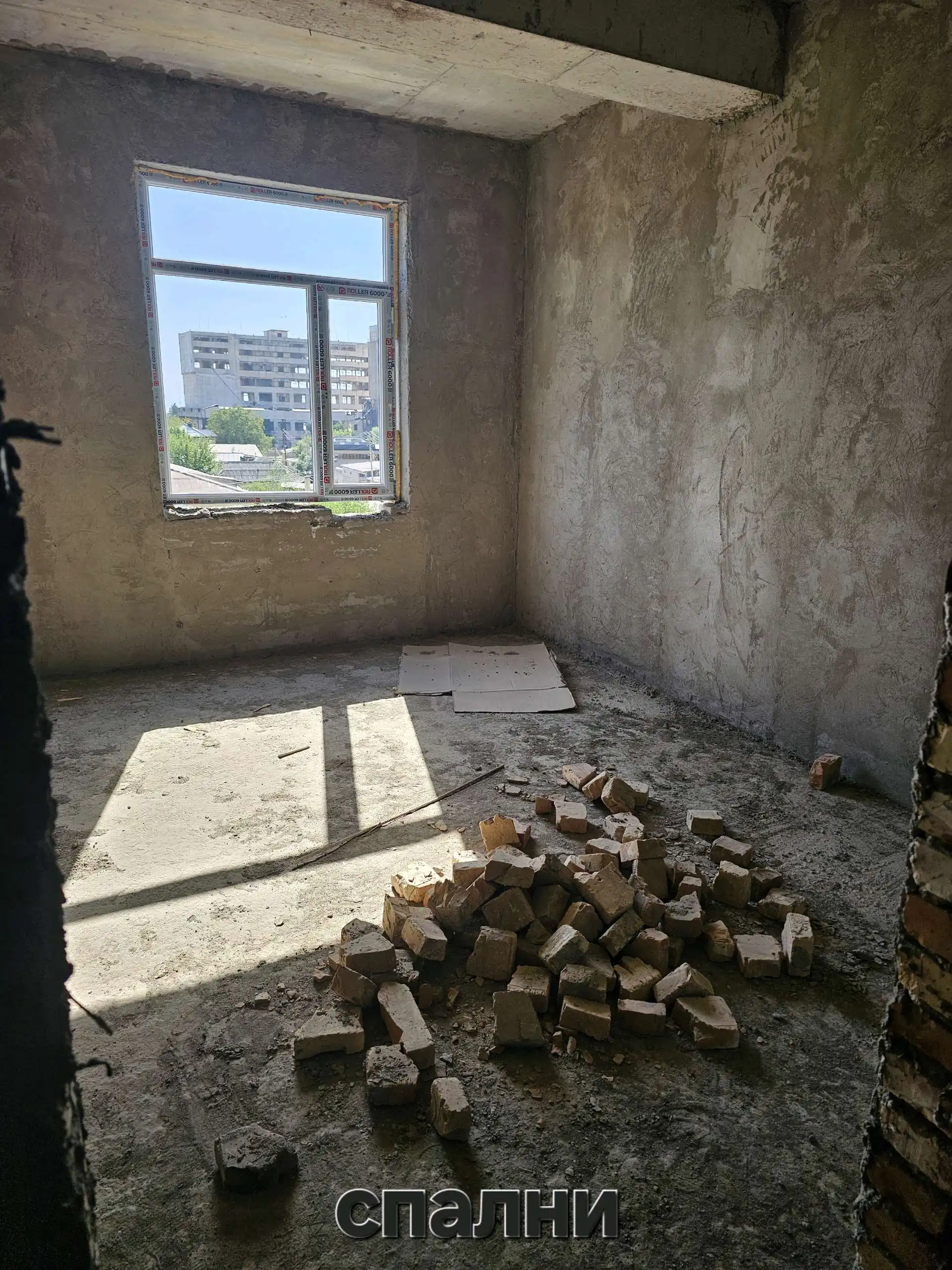 2-к квартира, 3 этаж, 50 м², вахдат