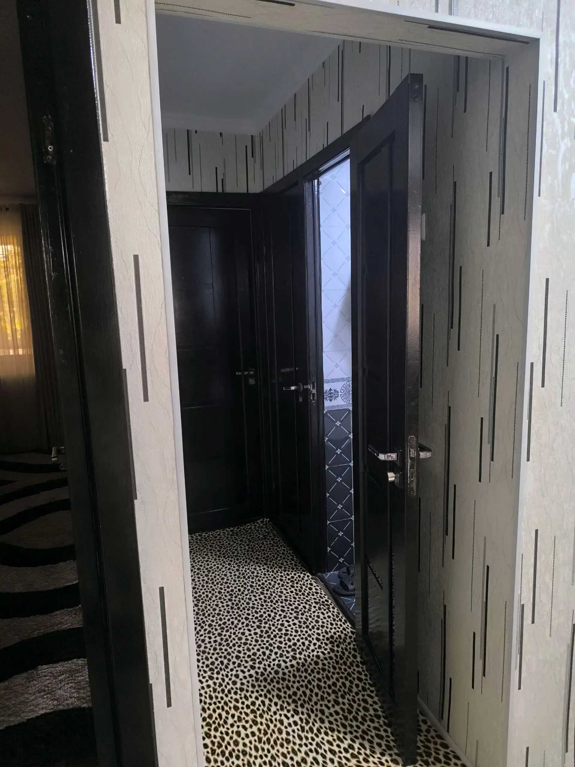 3-к квартира, 5 этаж, 54 м², Сино