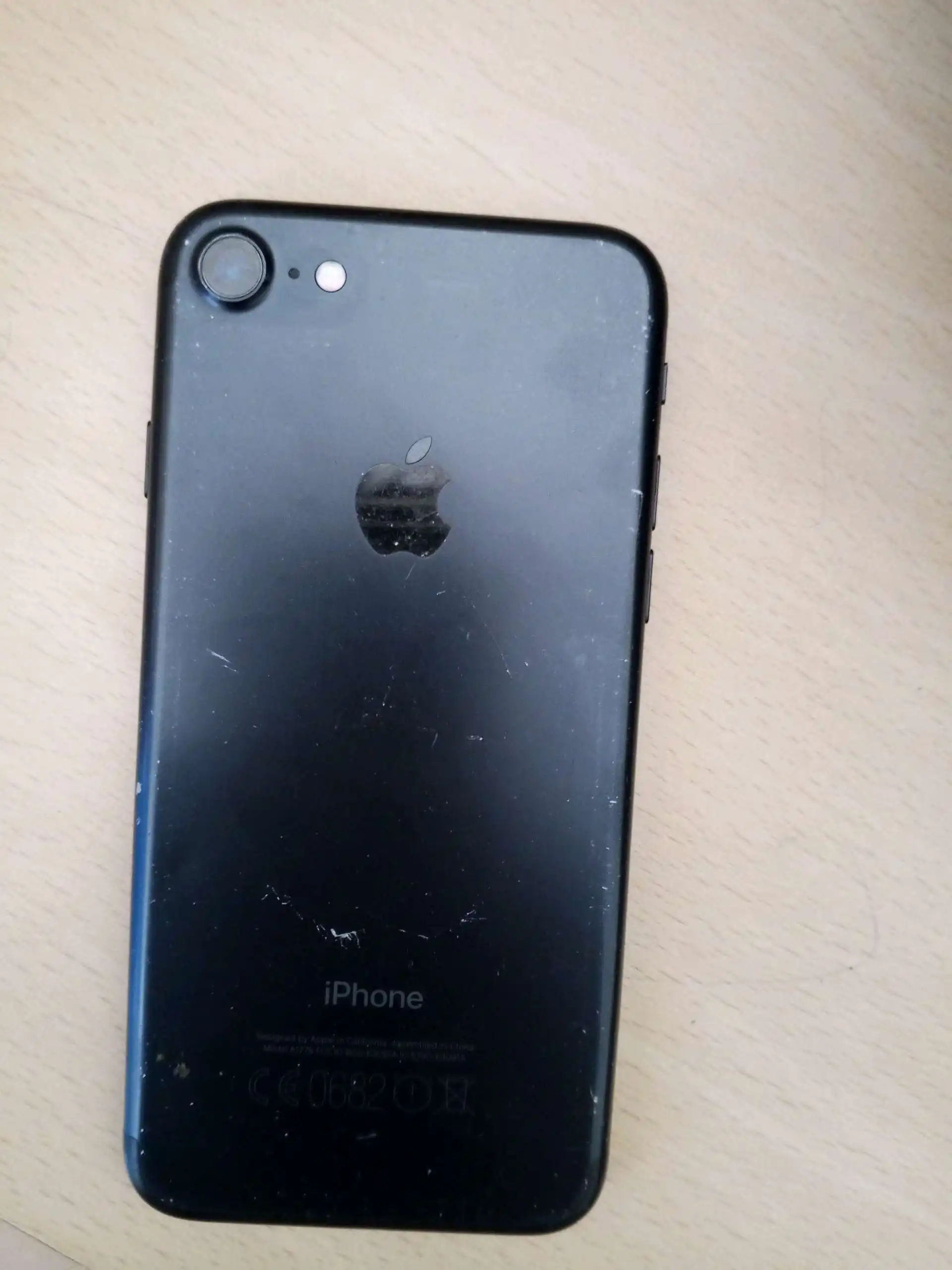 Apple IPhone 7 32 gb