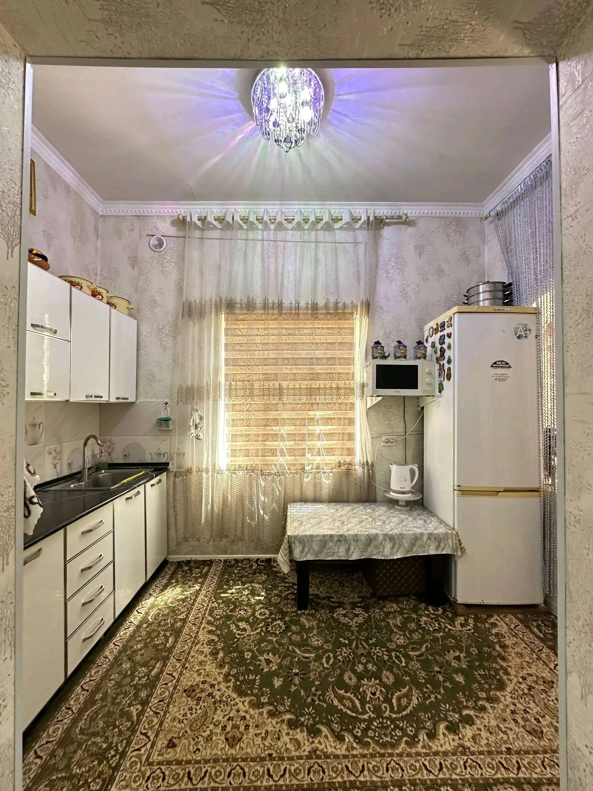 1 этажный, 3-комн. дом, 70 м², 3 соток, Фирдавси