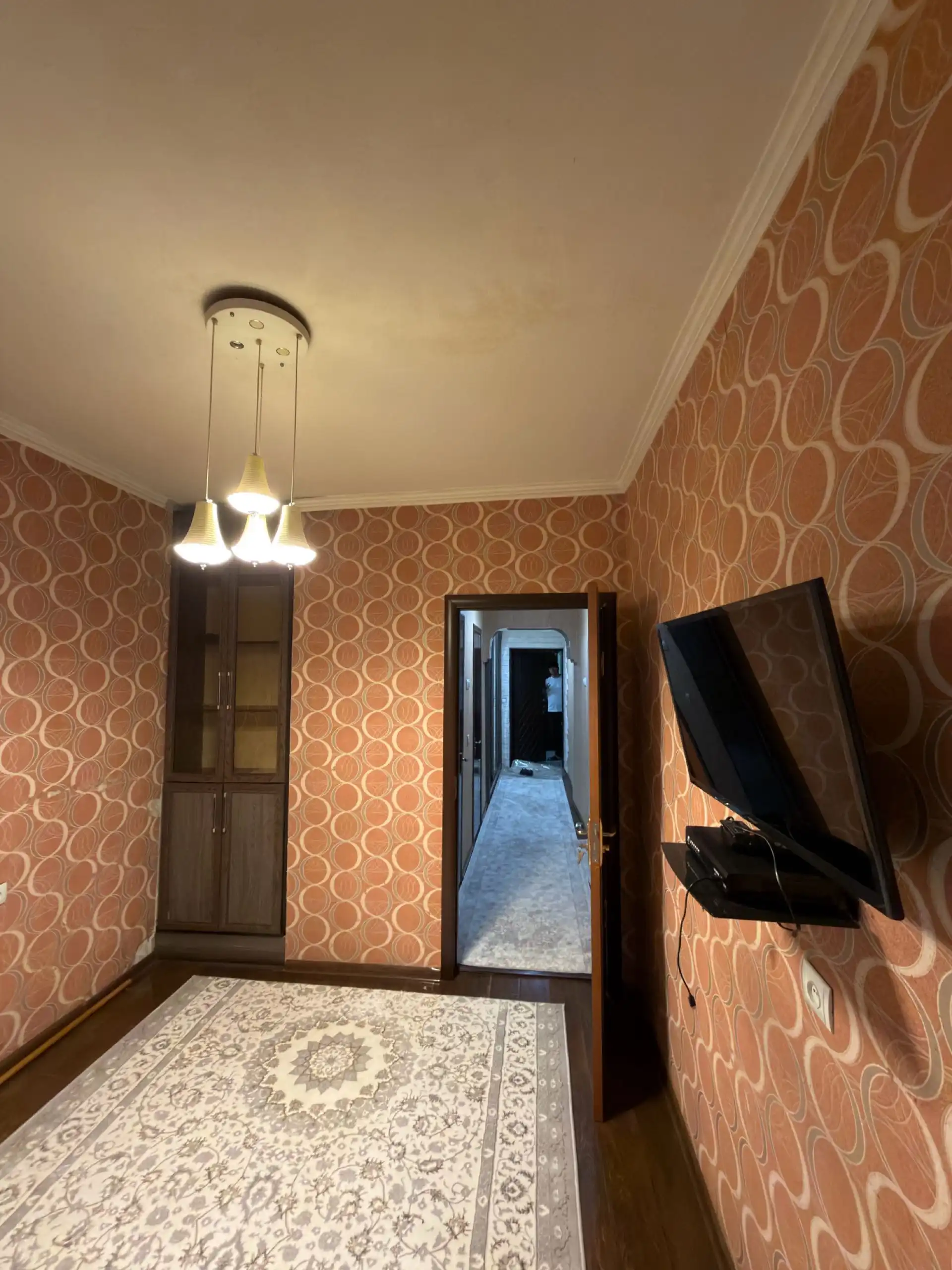 3-к квартира, 2 этаж, 65 м², айрапорт