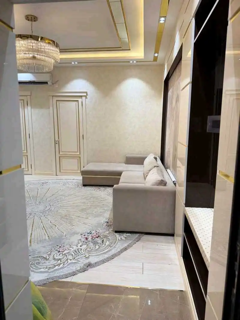 3-к квартира, 2 этаж, 108 м², 103 мкр