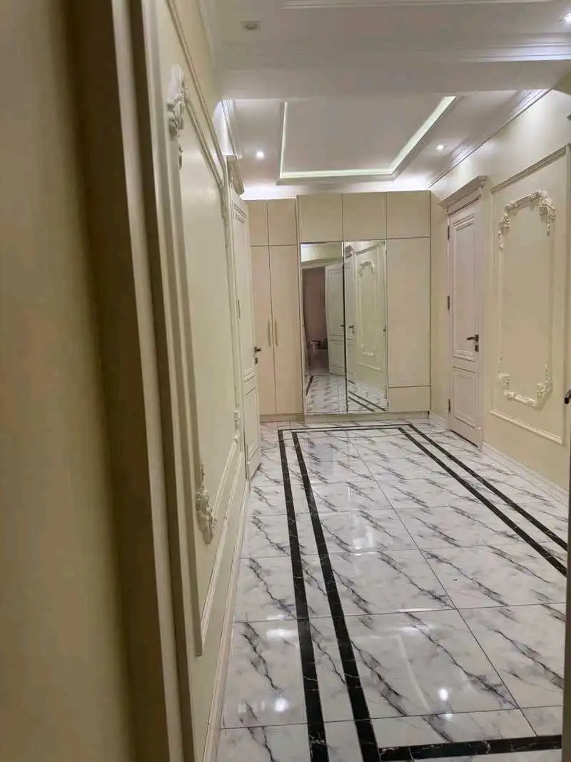 3-к квартира, 3 этаж, 118 м², скорий, на против Хилтон