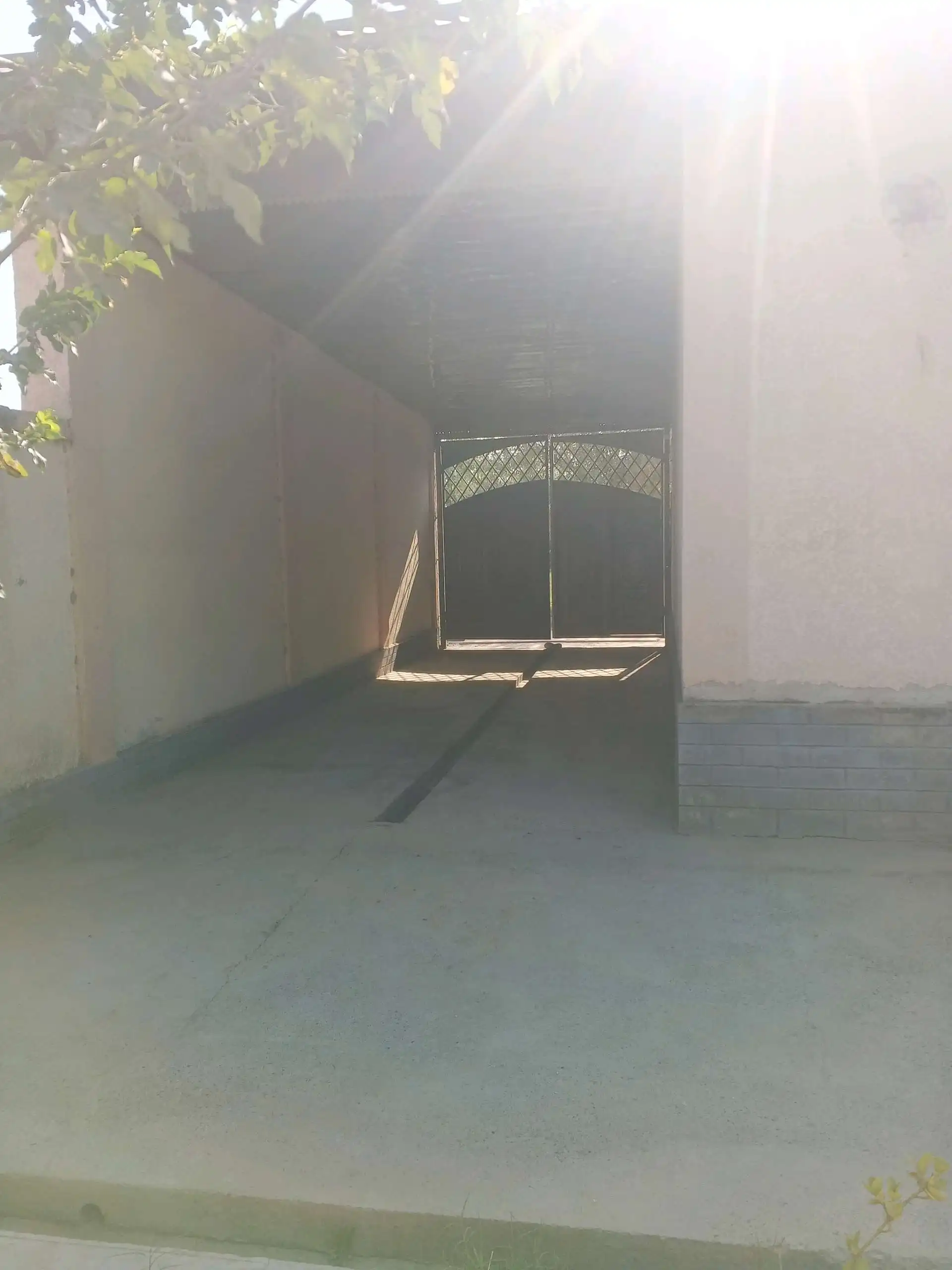 1 этажный, 5-комн. дом, 150 м², 4 соток, кушониён , савхози Файзали 2ум ( бози Худойдод)