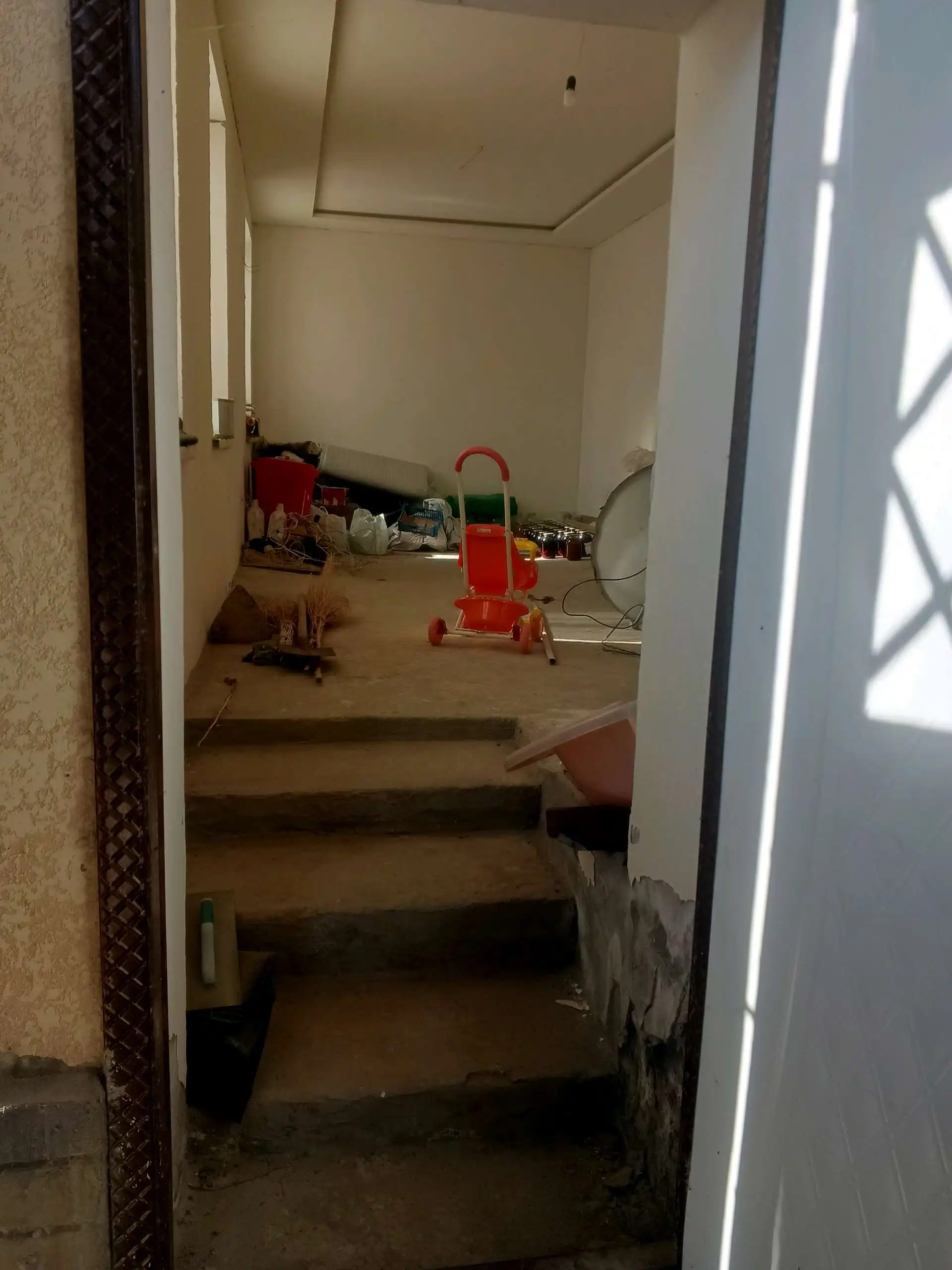 1 этажный, 5-комн. дом, 150 м², 4 соток, кушониён , савхози Файзали 2ум ( бози Худойдод)