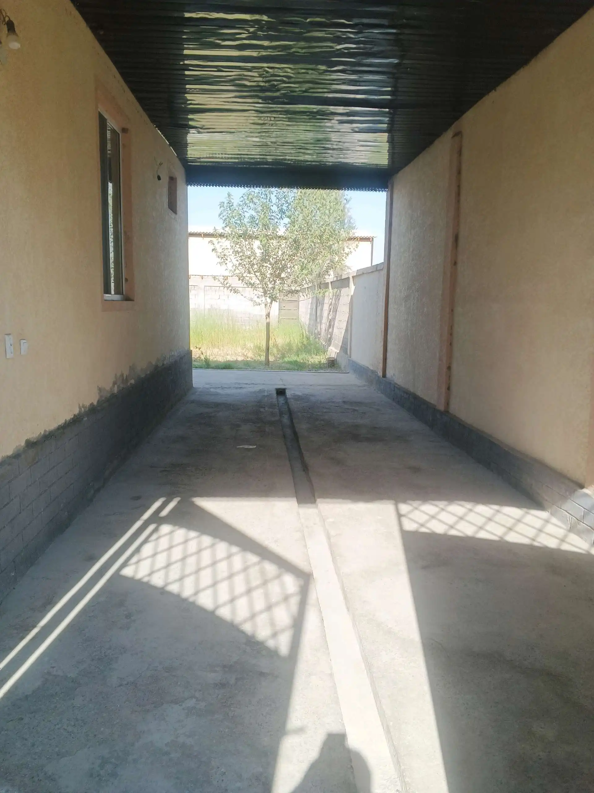 1 этажный, 5-комн. дом, 150 м², 4 соток, кушониён , савхози Файзали 2ум ( бози Худойдод)