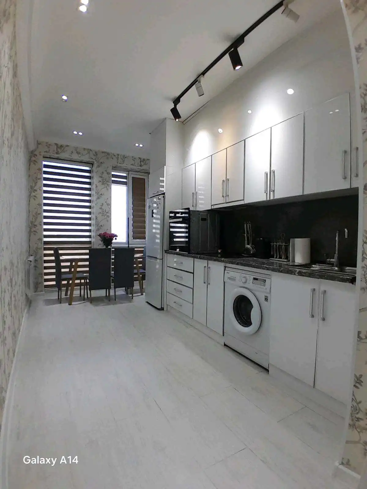 2-к квартира, 9 этаж, 50 м², Шохмансур мост Аэропорт