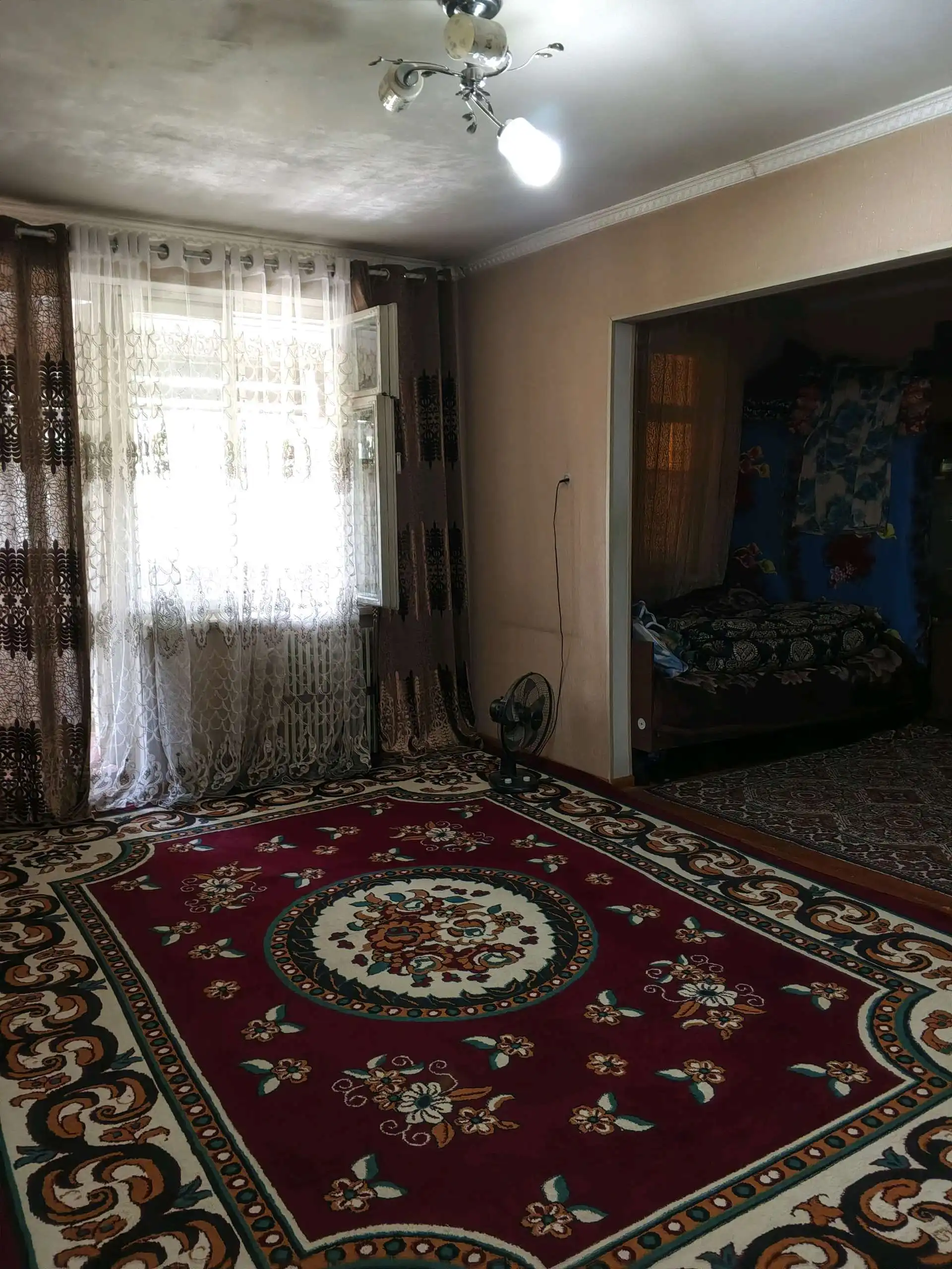 4-к квартира, 3 этаж, 61 м², Фирдавси