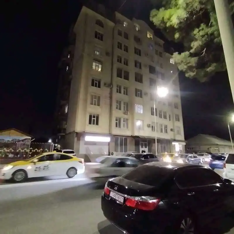 3-к квартира, 2 этаж, 80 м², И. Сомонӣ, бари Ботанический сад