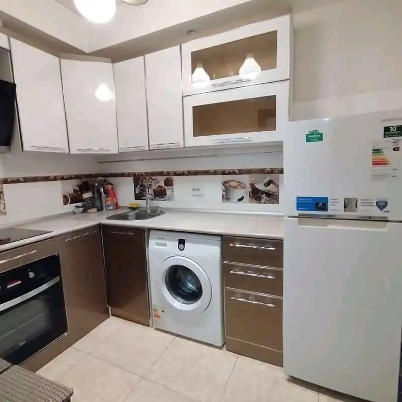 3-к квартира, 2 этаж, 80 м², И. Сомонӣ, бари Ботанический сад