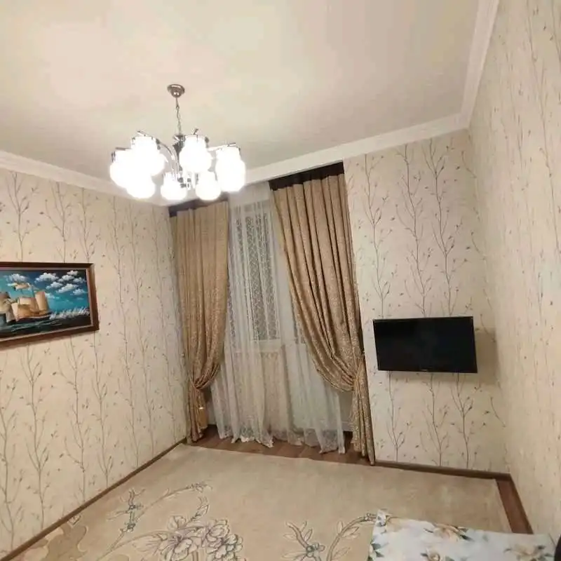 3-к квартира, 2 этаж, 80 м², И. Сомонӣ, бари Ботанический сад
