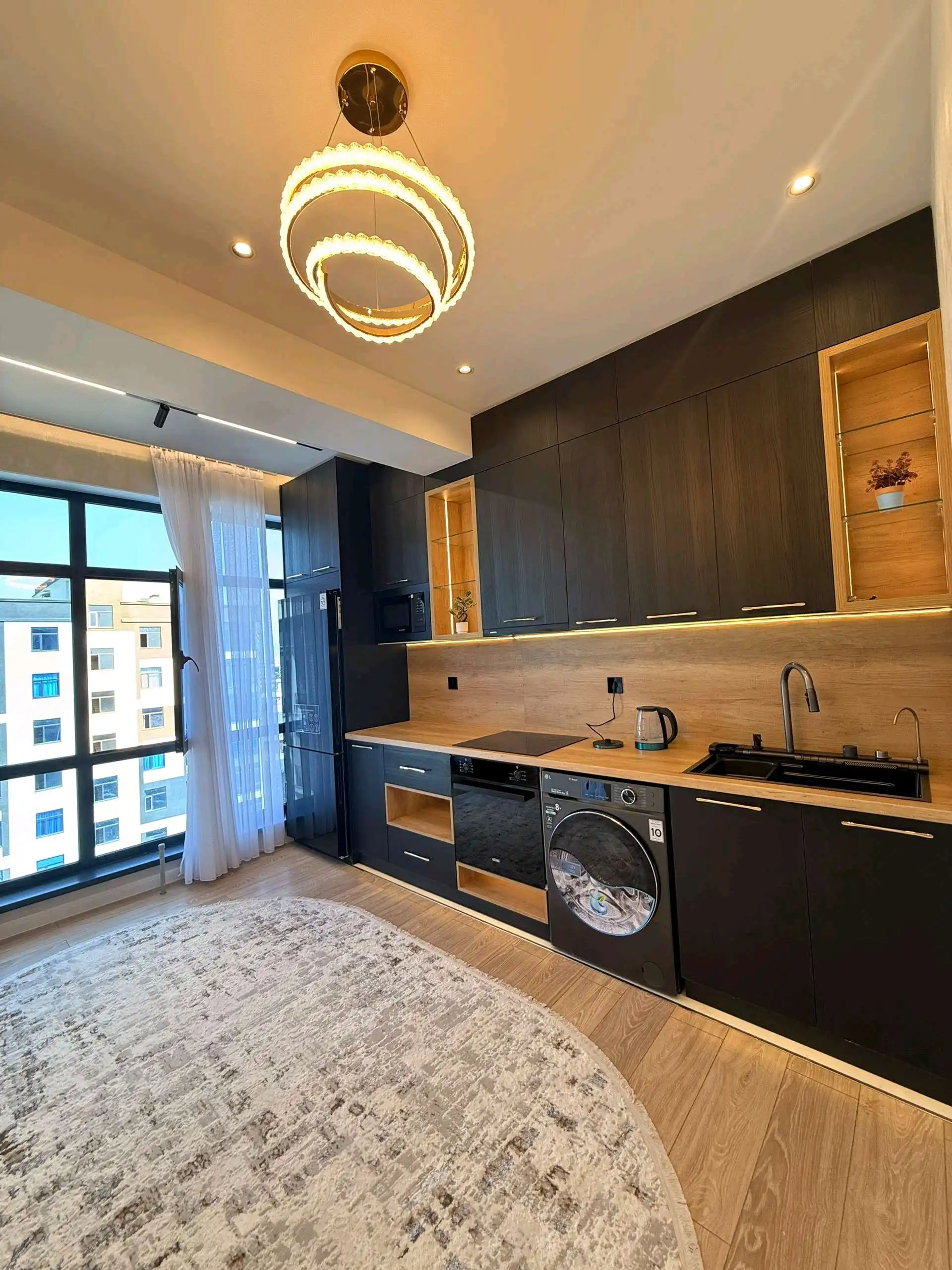 3-к квартира, 8 этаж, 91 м², 33-й Микрорайон
