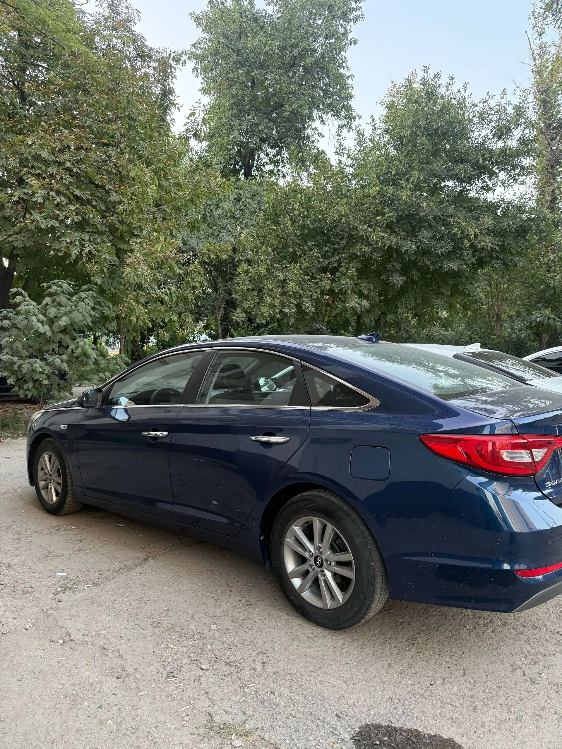 Hyundai Sonata LF