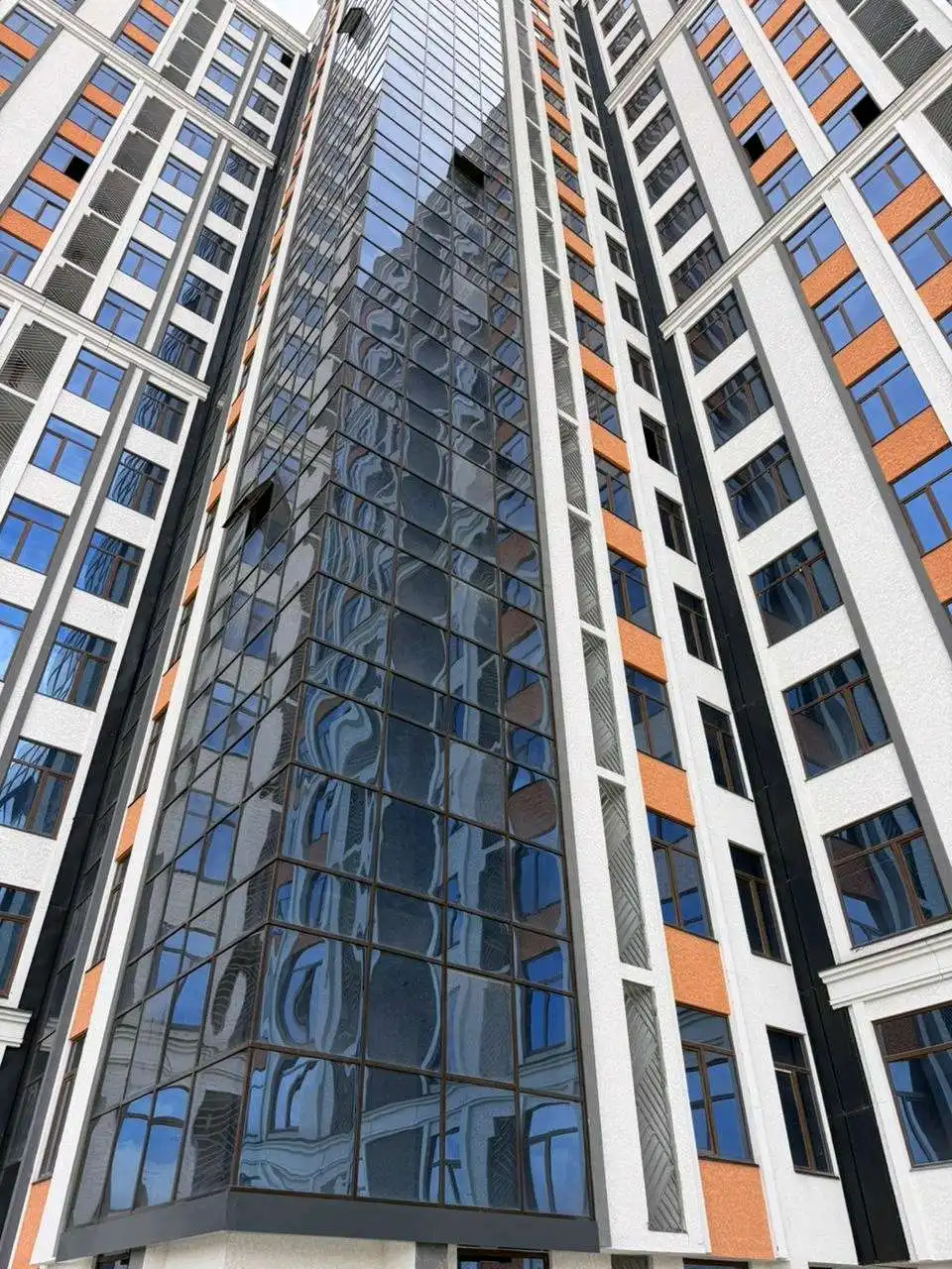 3-к квартира, 22 этаж, 104 м², Фирдавси