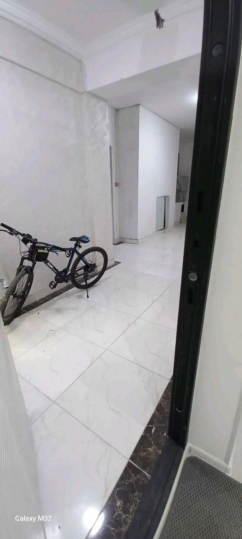 2-к квартира, 8 этаж, 75 м², Шоҳмансур, Айнӣ, пеши Чордома