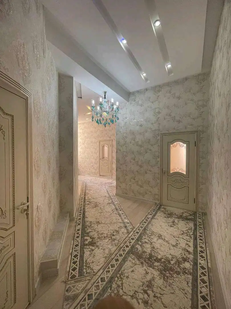 3-к квартира, 17 этаж, 262 м², Фирдвси