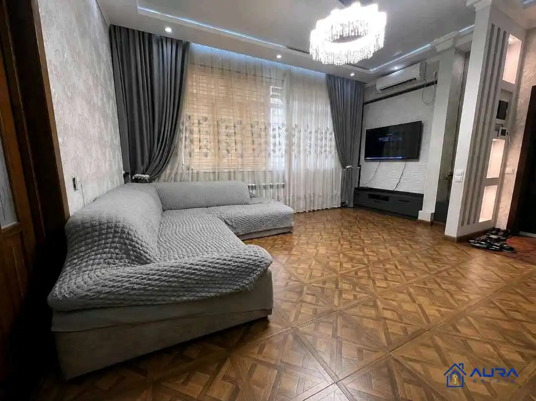 2-к квартира, 5 этаж, 64 м², Сино