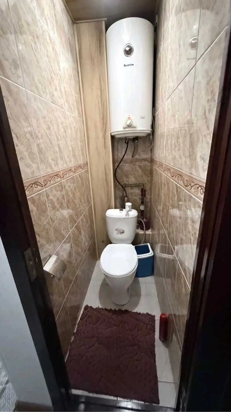 3-к квартира, 2 этаж, 63 м², 33 мкр