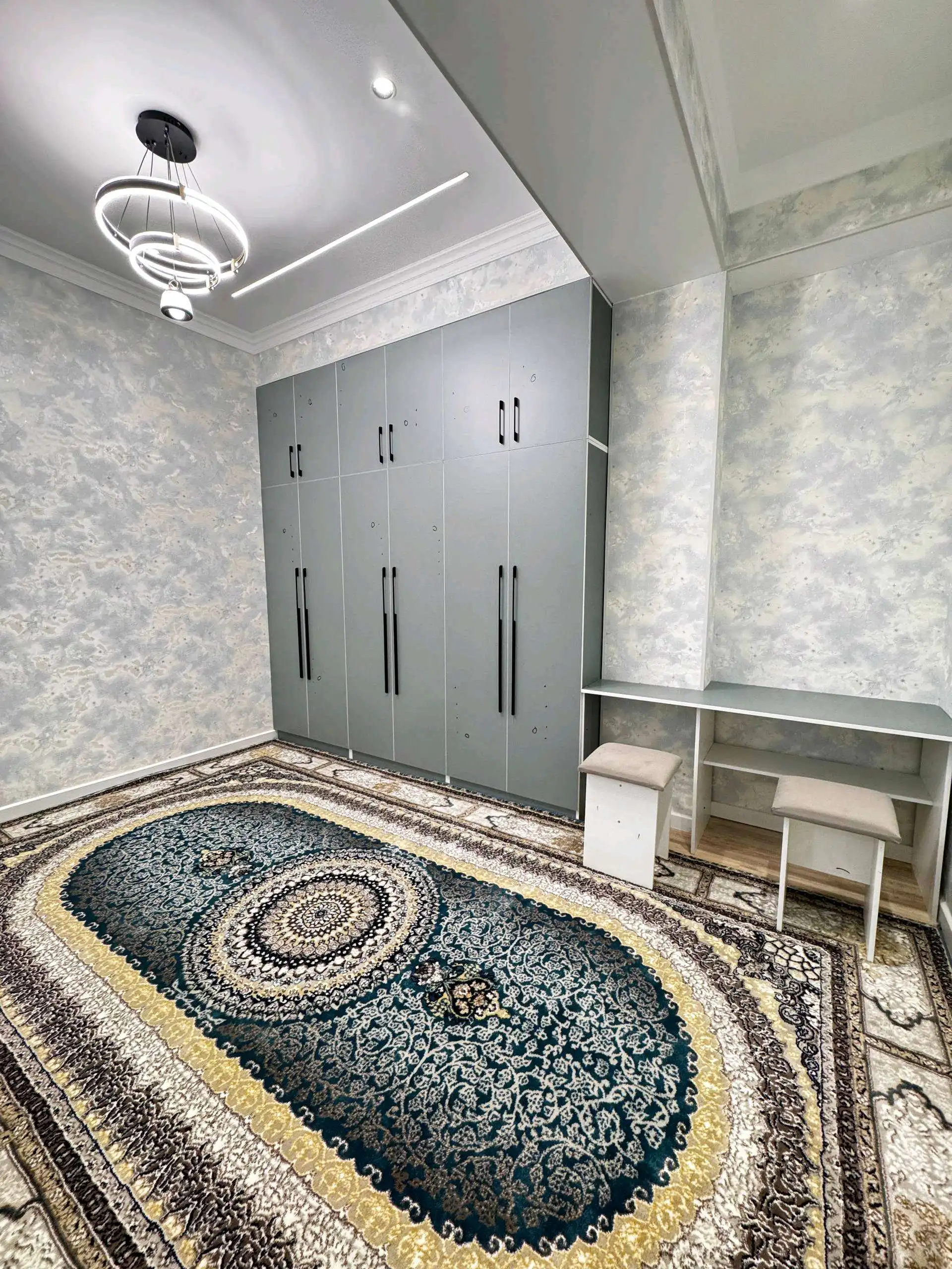3-к квартира, 9 этаж, 80 м², Автоцентр 298 мкр