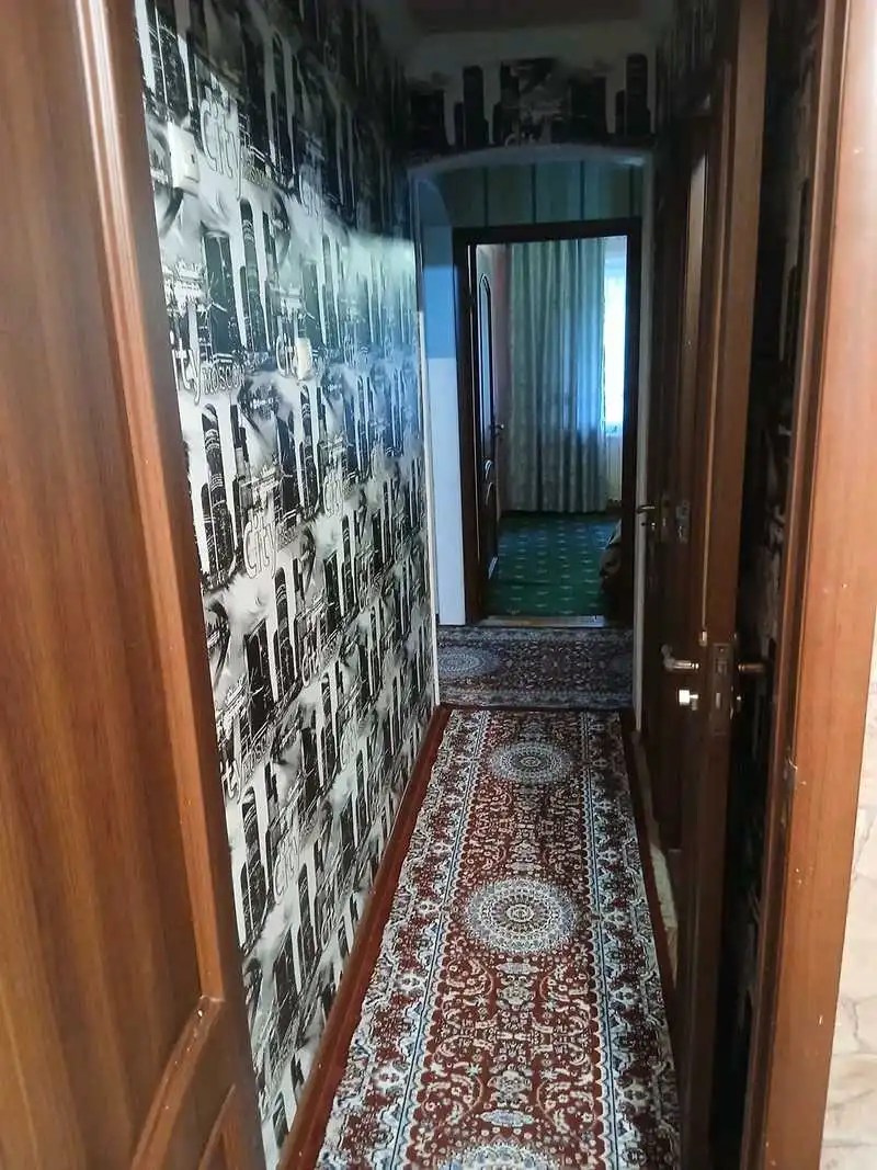 2-к квартира, 2 этаж, 56 м², 32 мкр
