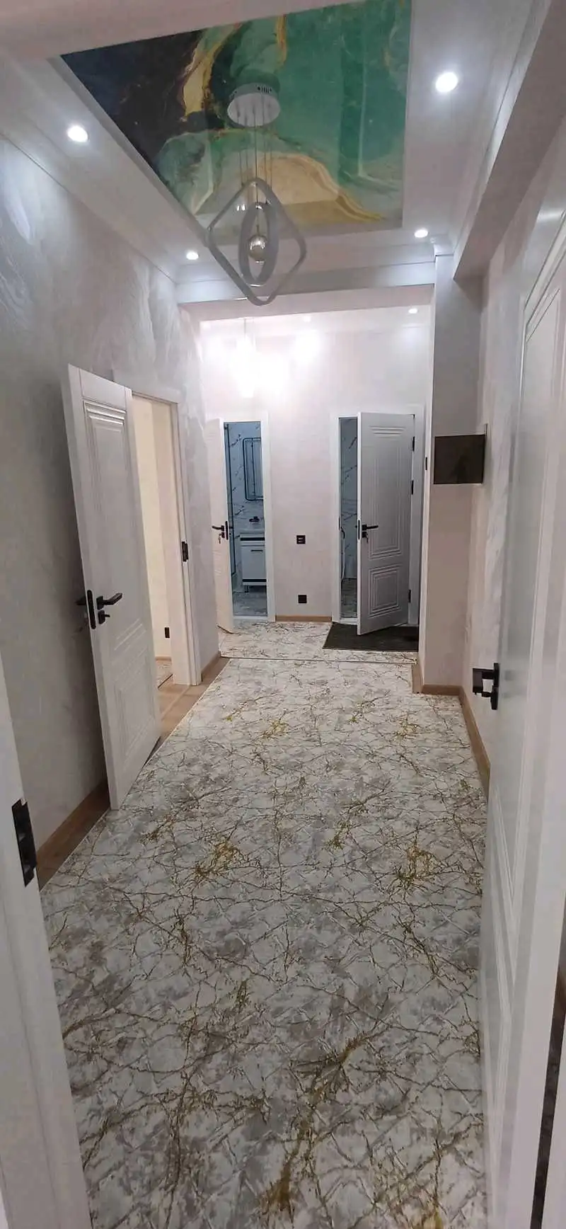 2-к квартира, 10 этаж, 83 м², Голубой Экран