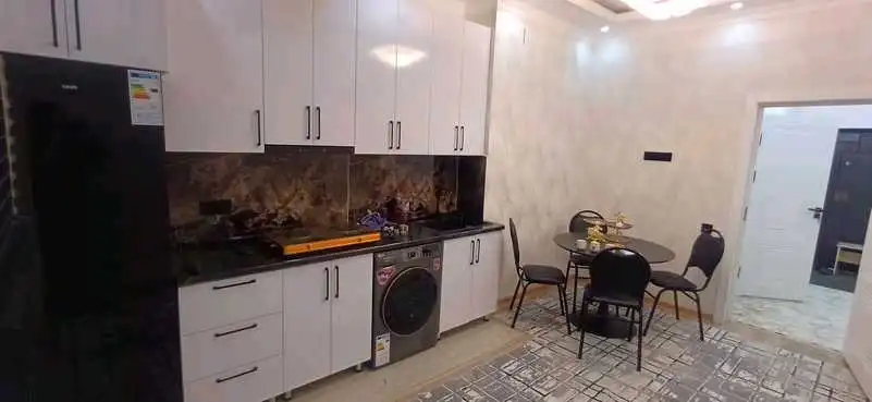 2-к квартира, 10 этаж, 83 м², Голубой Экран