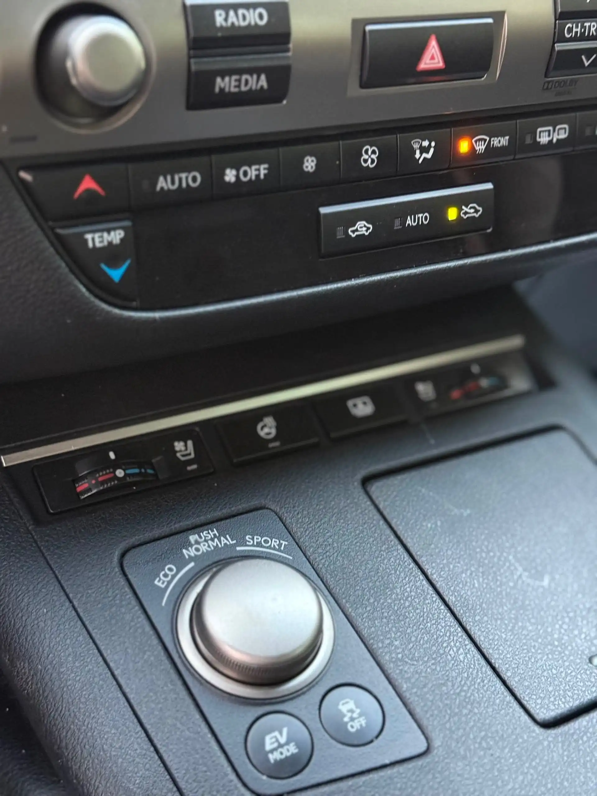 Lexus Es series 2014
