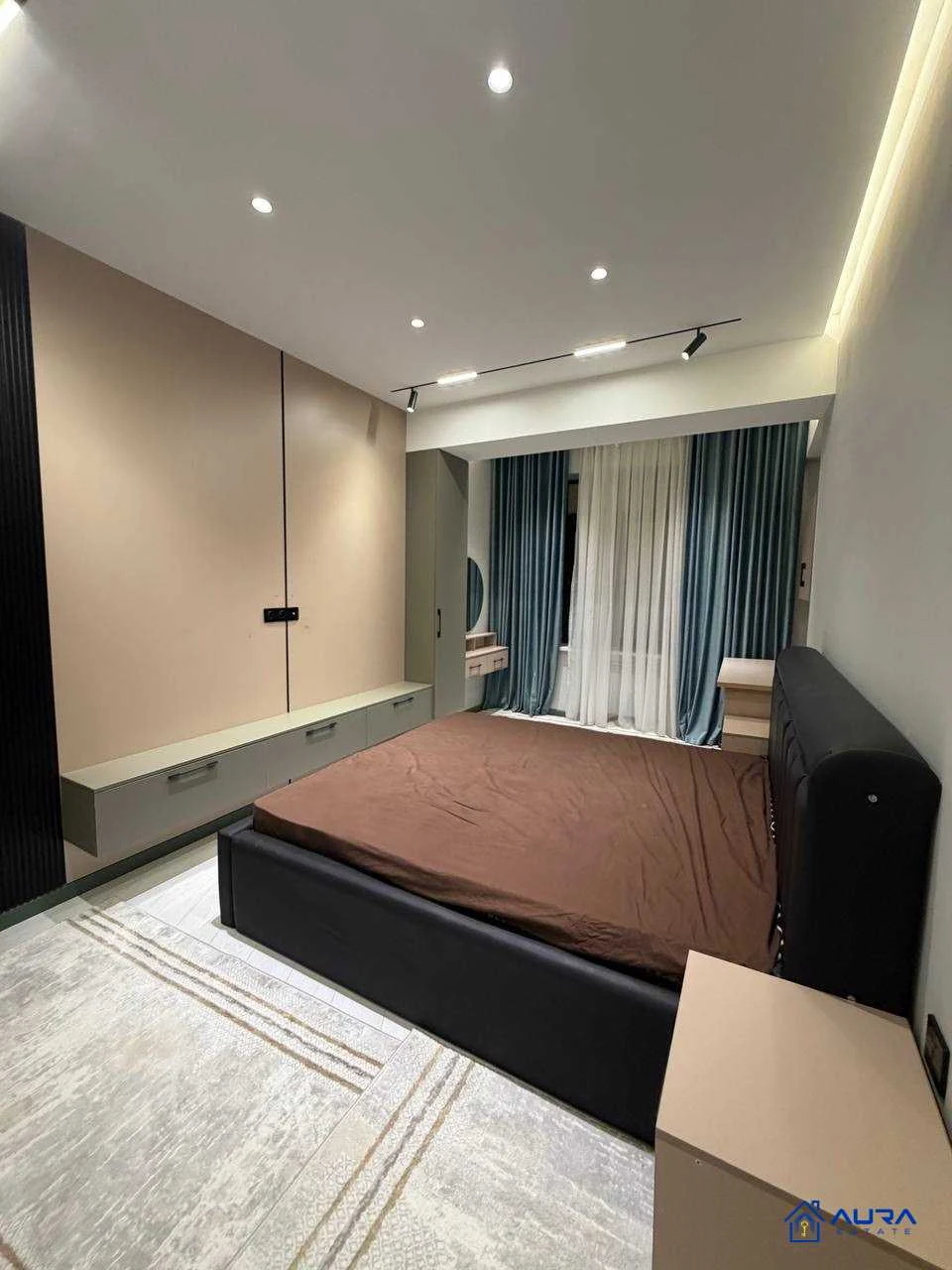 3-к квартира, 7 этаж, 110 м², И Сомони