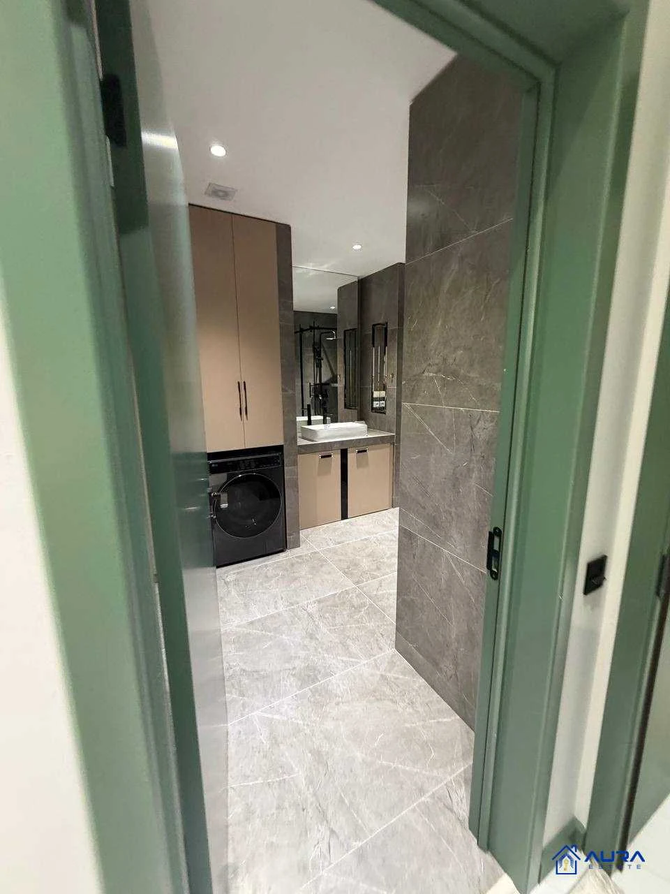 3-к квартира, 7 этаж, 110 м², И Сомони