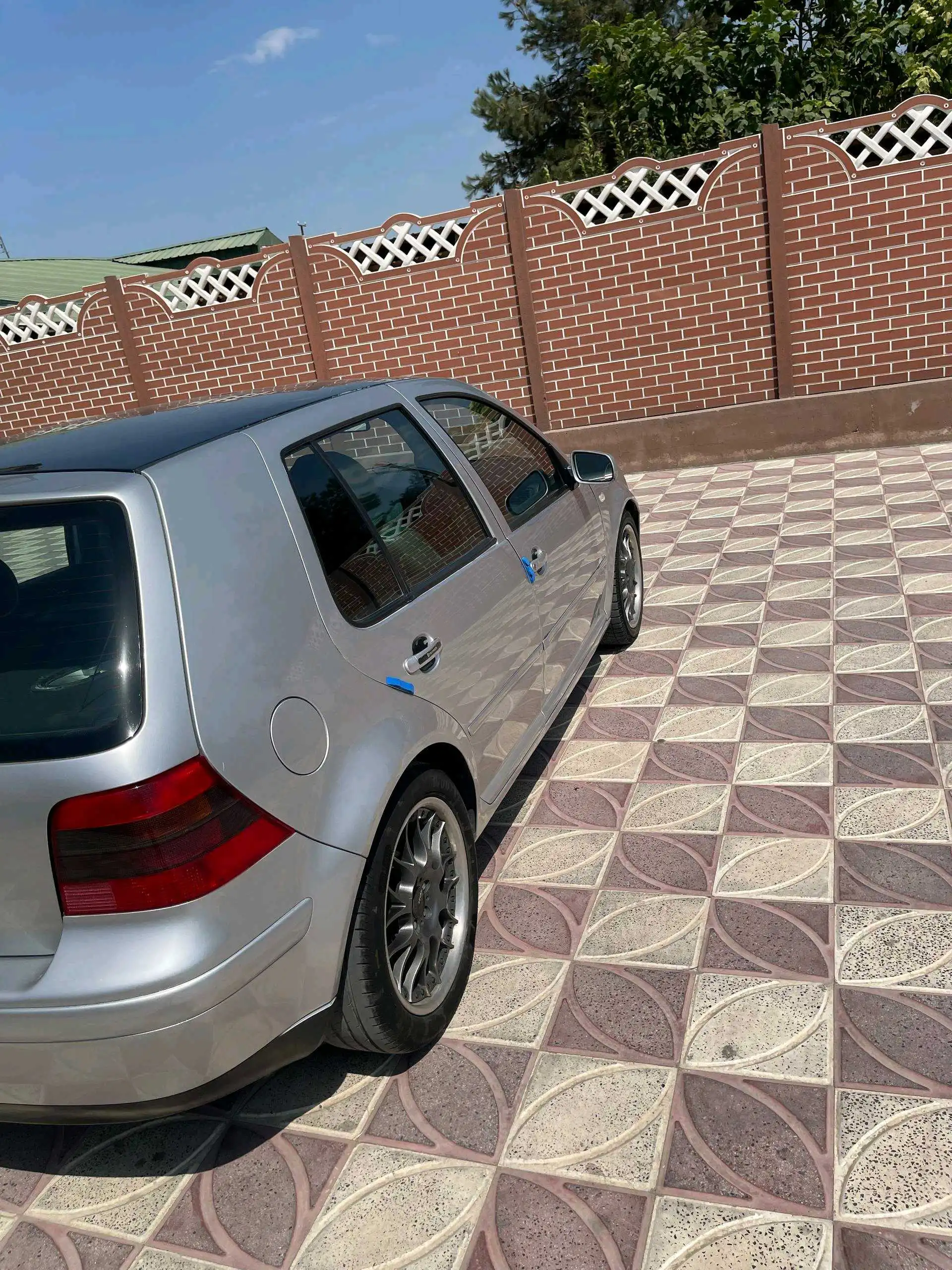 Volkswagen Golf 2001