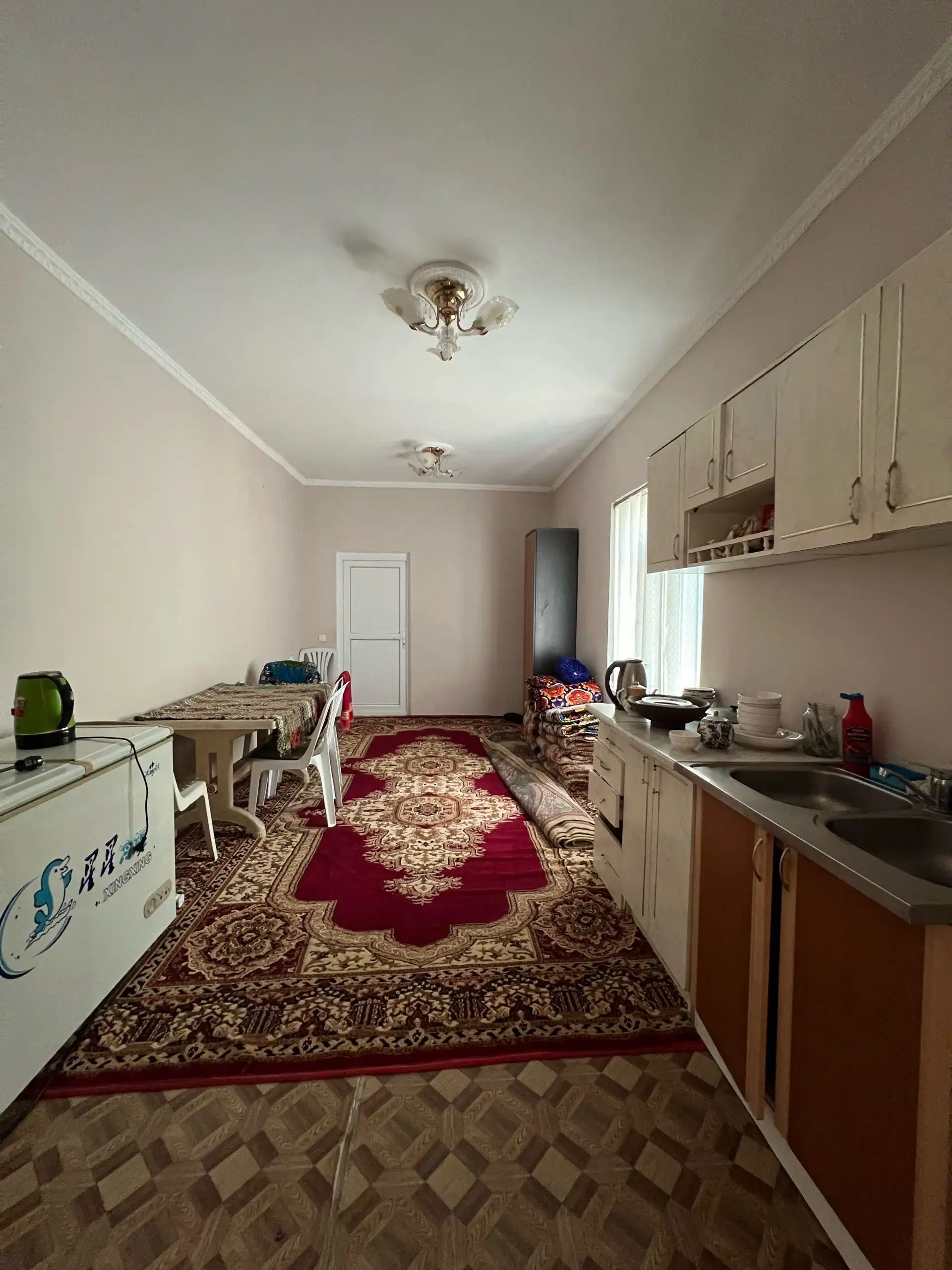 1 этажный, 3-комн. дом, 300 м², 7 соток, варзоб 27 км