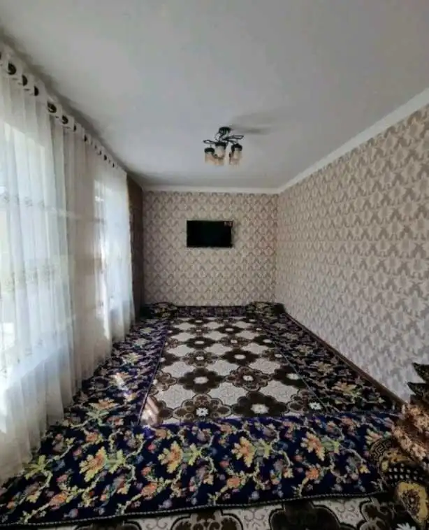 2 этажный, 10-комн. дом, 300 м², 8 соток, сино