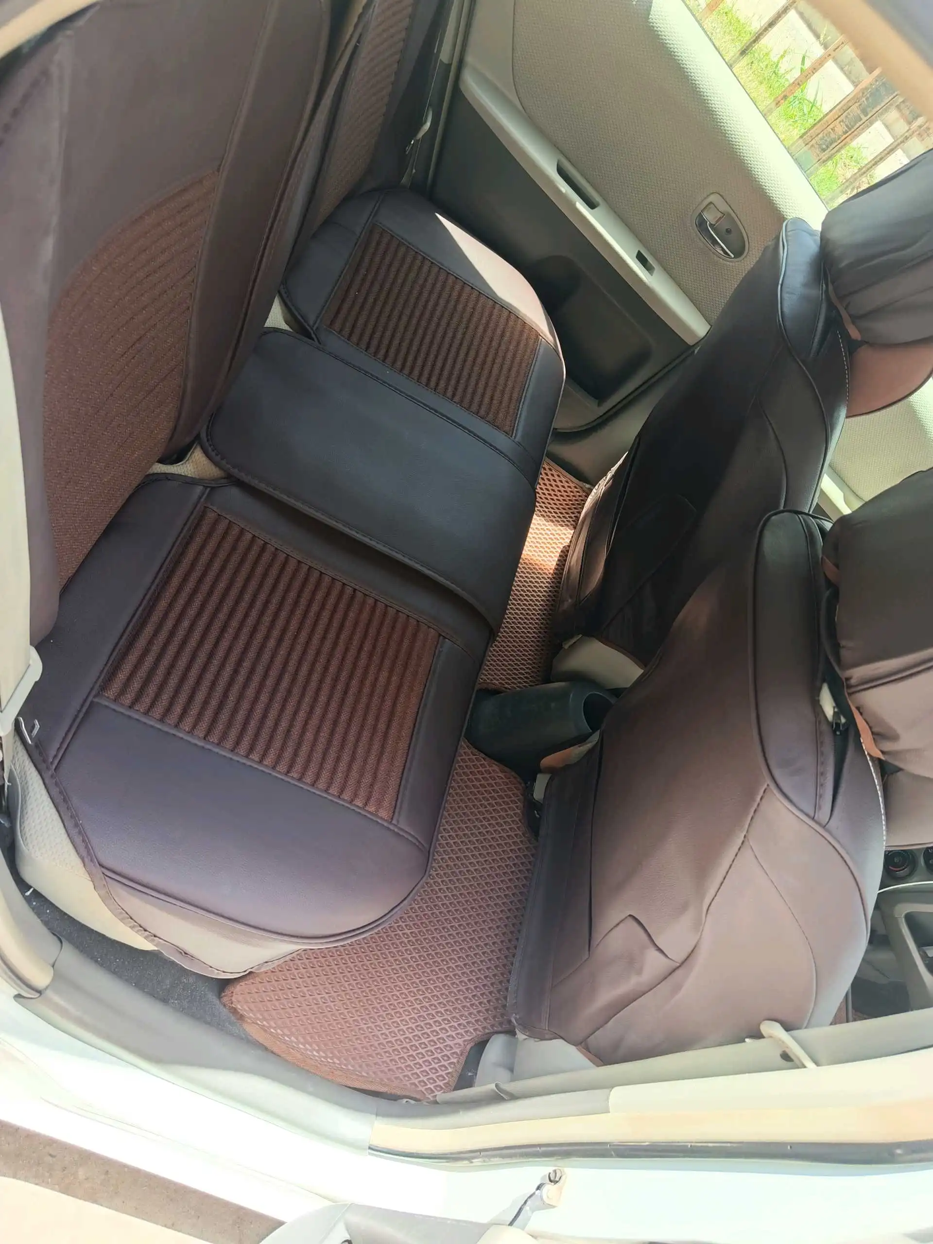 Toyota Vitz 2010