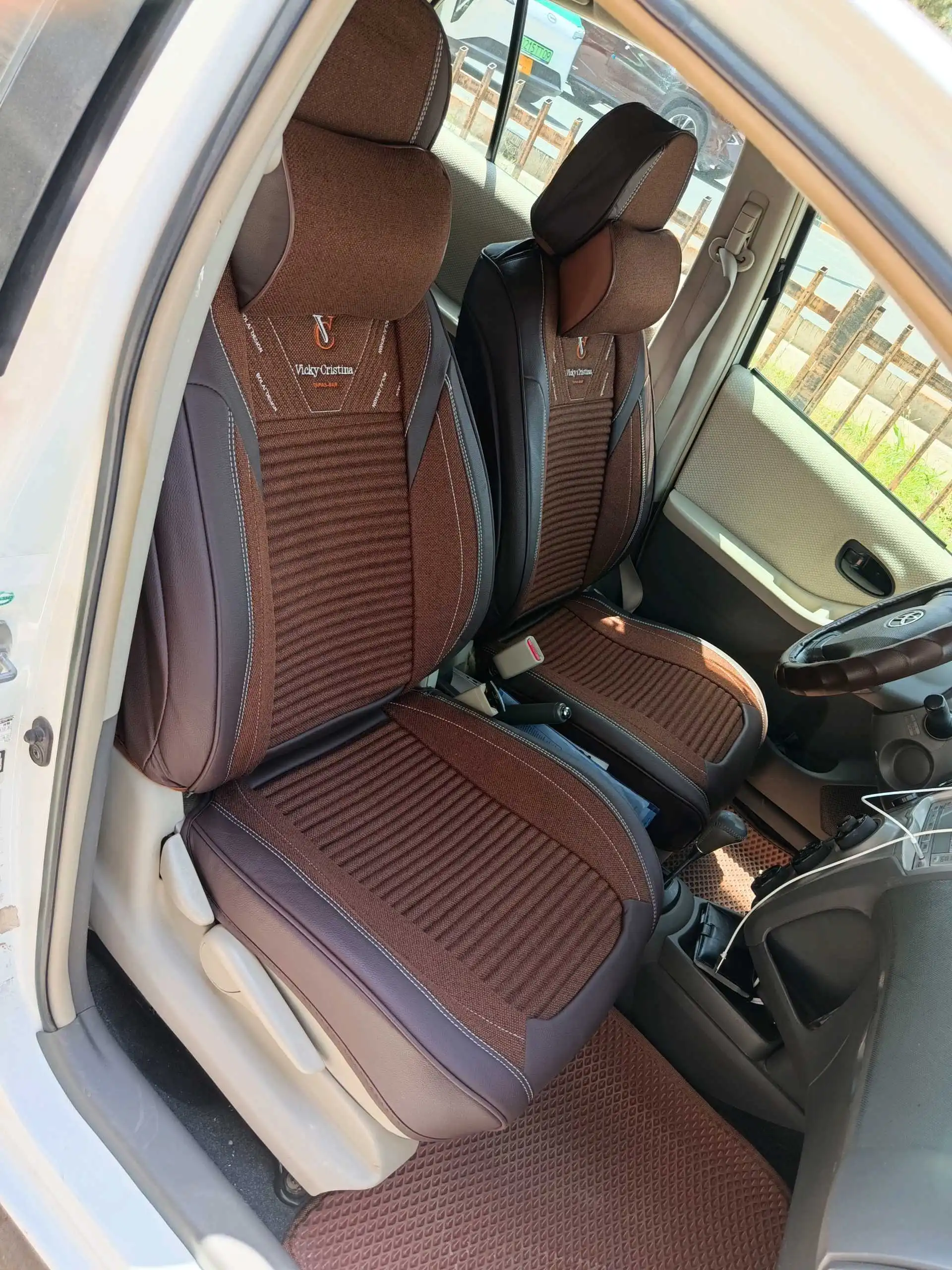 Toyota Vitz 2010