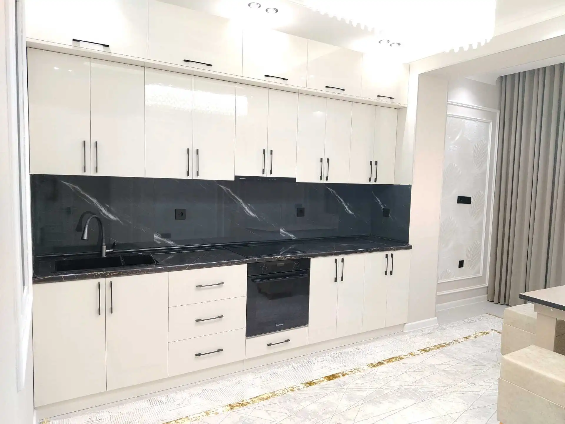 4-к квартира, 9 этаж, 115 м², северний карамов медгарадок селхоз сулацмоновхо