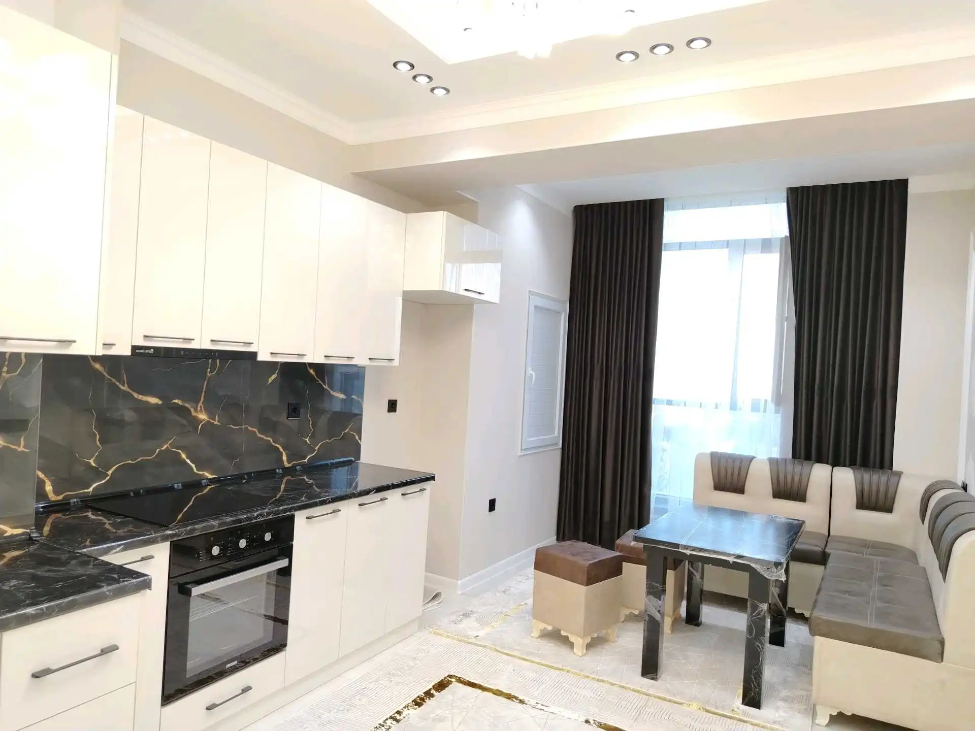 3-к квартира, 8 этаж, 93 м², северний карамов селхоз медгарадок сомони