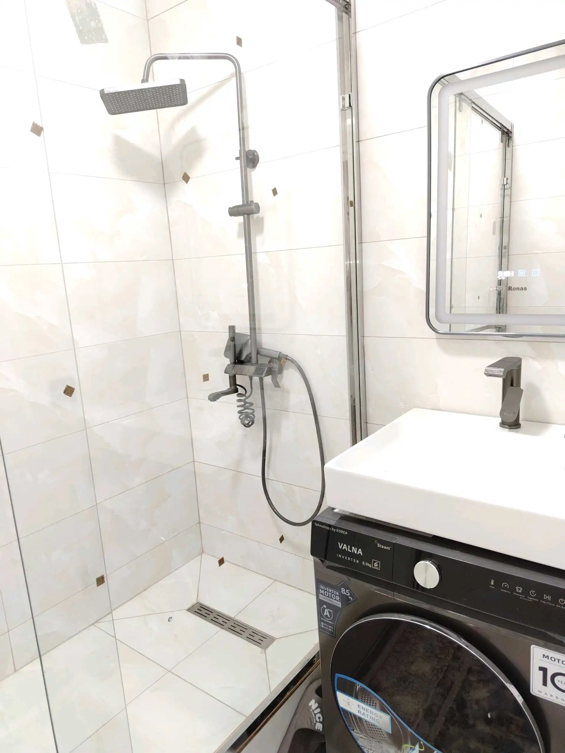 3-к квартира, 3 этаж, 77 м², сомони ваданассос