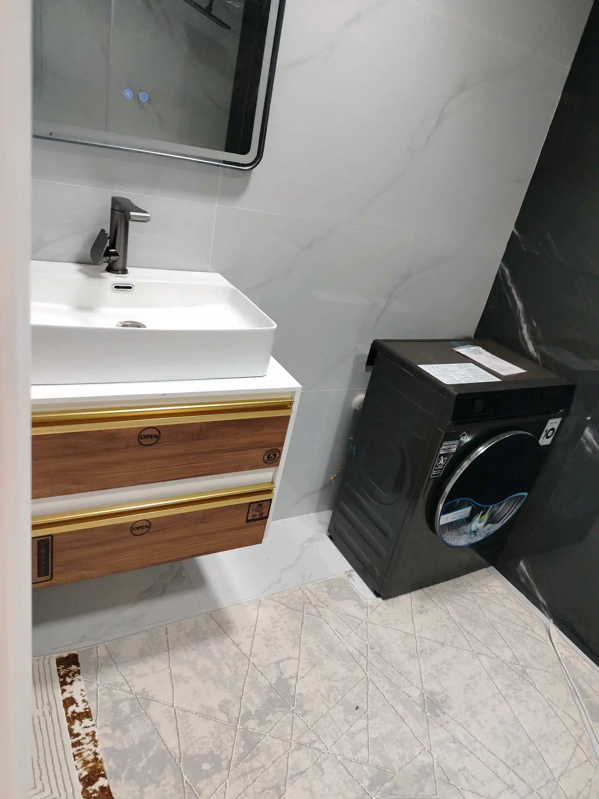 3-к квартира, 3 этаж, 77 м², сомони ваданассос