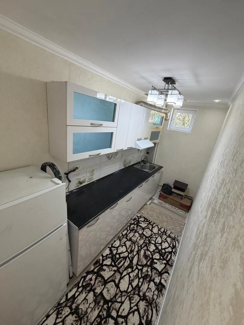 2-к квартира, 2 этаж, 50 м², Фирдавси