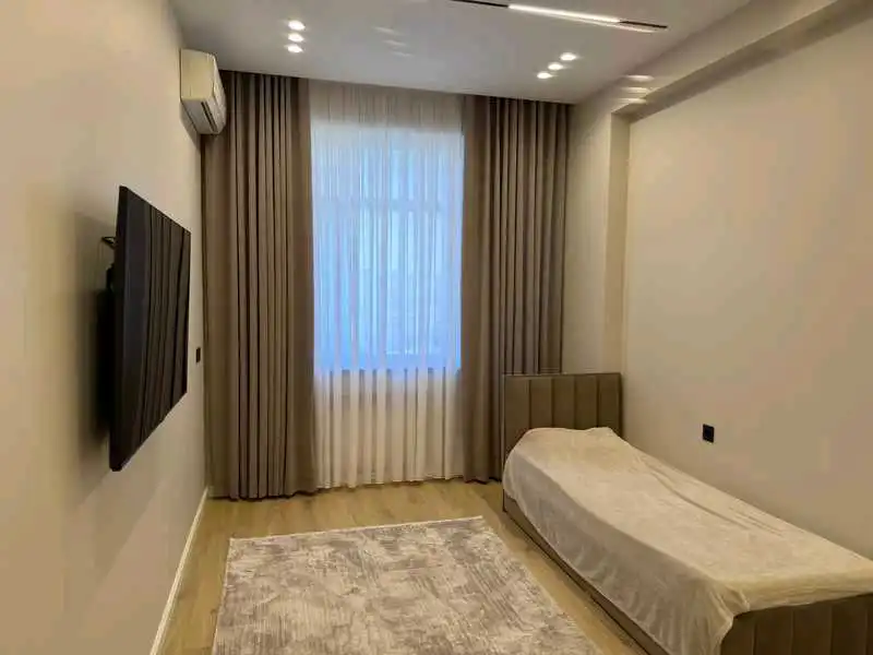 3-к квартира, 14 этаж, 100 м², И.Сомони
